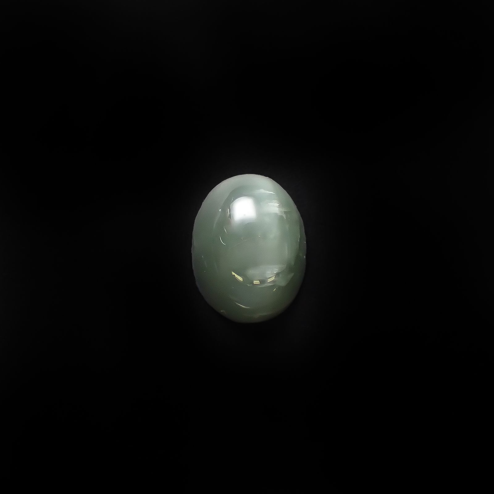 グリーンアパタイトキャッツアイ ブラジル産 9.78ct[240427182]14.8x11.6mm前後