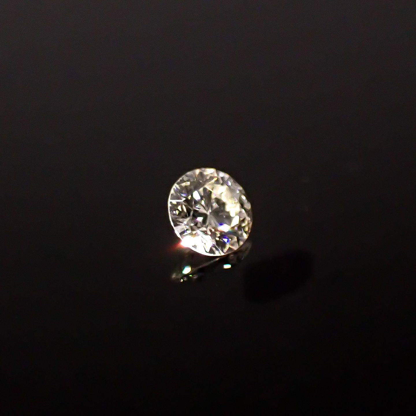 ダイヤモンド SI1-VS ハート&キューピッド 0.056ct / 2.4x2.4mm前後 [251031191]