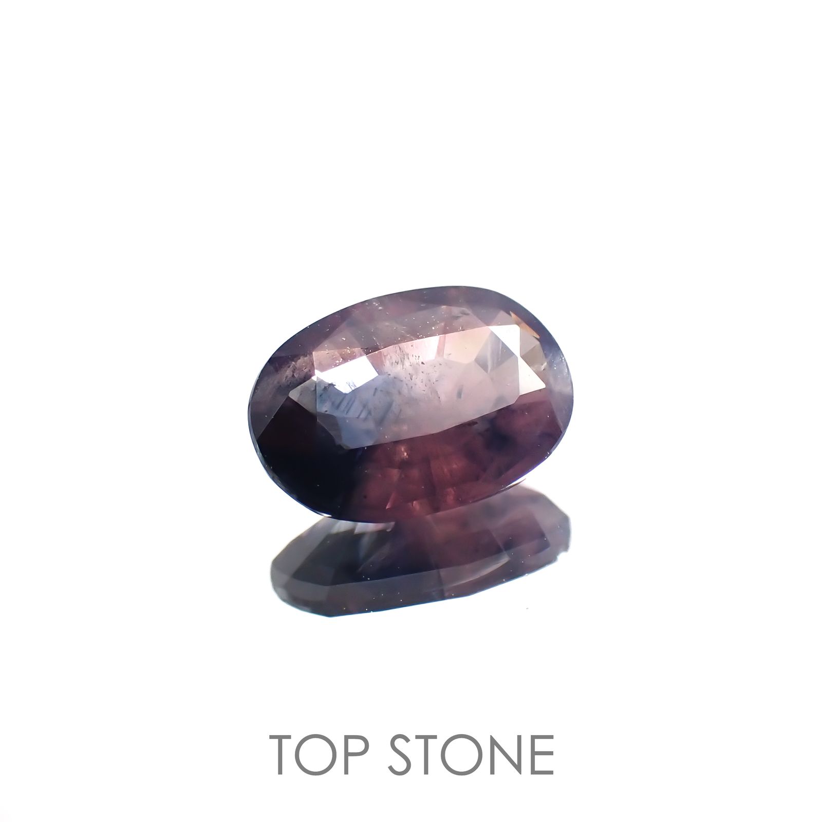 パープルサファイア(宝石名サファイア)カシミール産 1.466ct ソ付(彩珠)[221018938]8.3x6.1mm前後