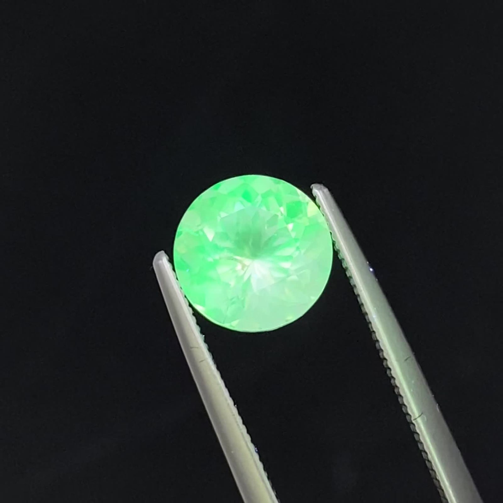 ハイアライトオパール メキシコ産 1.52ct[240728485]8x8mm前後