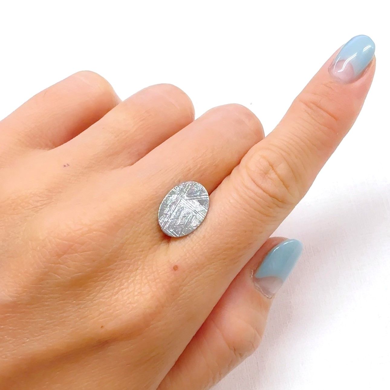 アルタイ隕石 発見地:中国 2.51ct[240125683]13.9x9.9mm前後