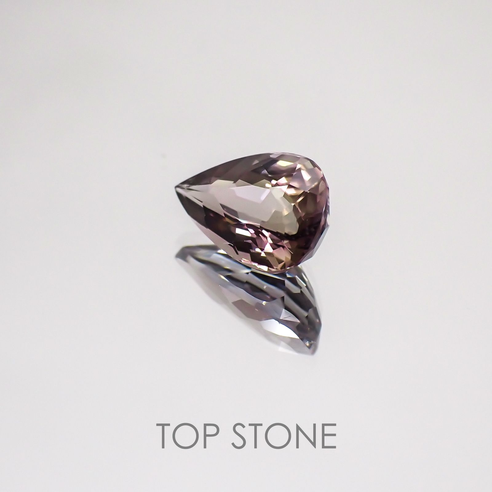ダイアスポア トルコ産 ルース 1.71ct[20129313]9.9×6.3mm前後