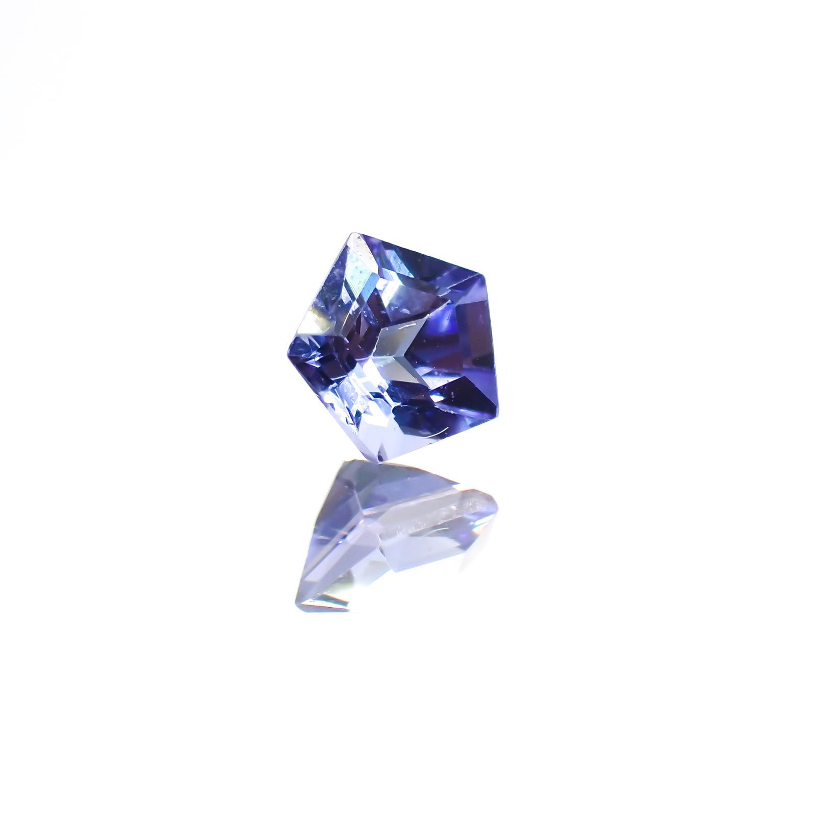 ◇ペンタゴンカット◇タンザナイト(宝石名タンザナイト)タンザニア産 0.27ct 識別済[220113850]4.1x4.3mm前後