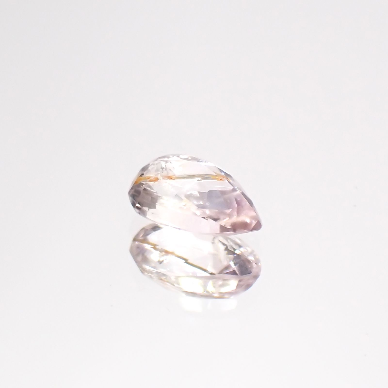 ピンクポードレッタイト (宝石名ポードレッタイト )ビルマ産 0.383ct ソ付(彩珠)[231023922]6x4.2mm前後
