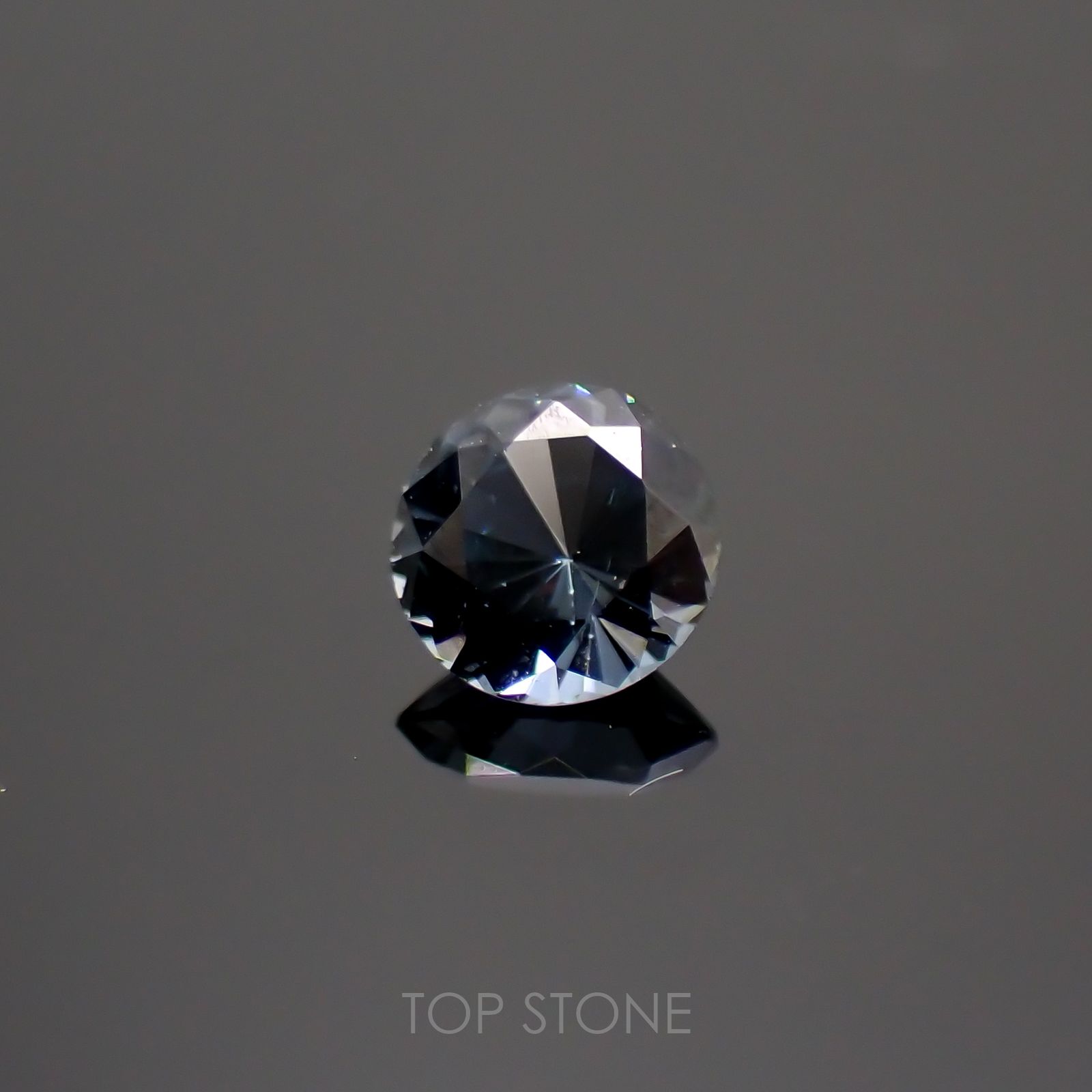 グレイッシュブルースピネル(宝石名スピネル)ビルマ産 0.22ct 識別済[220113918]3.8x3.8mm前後
