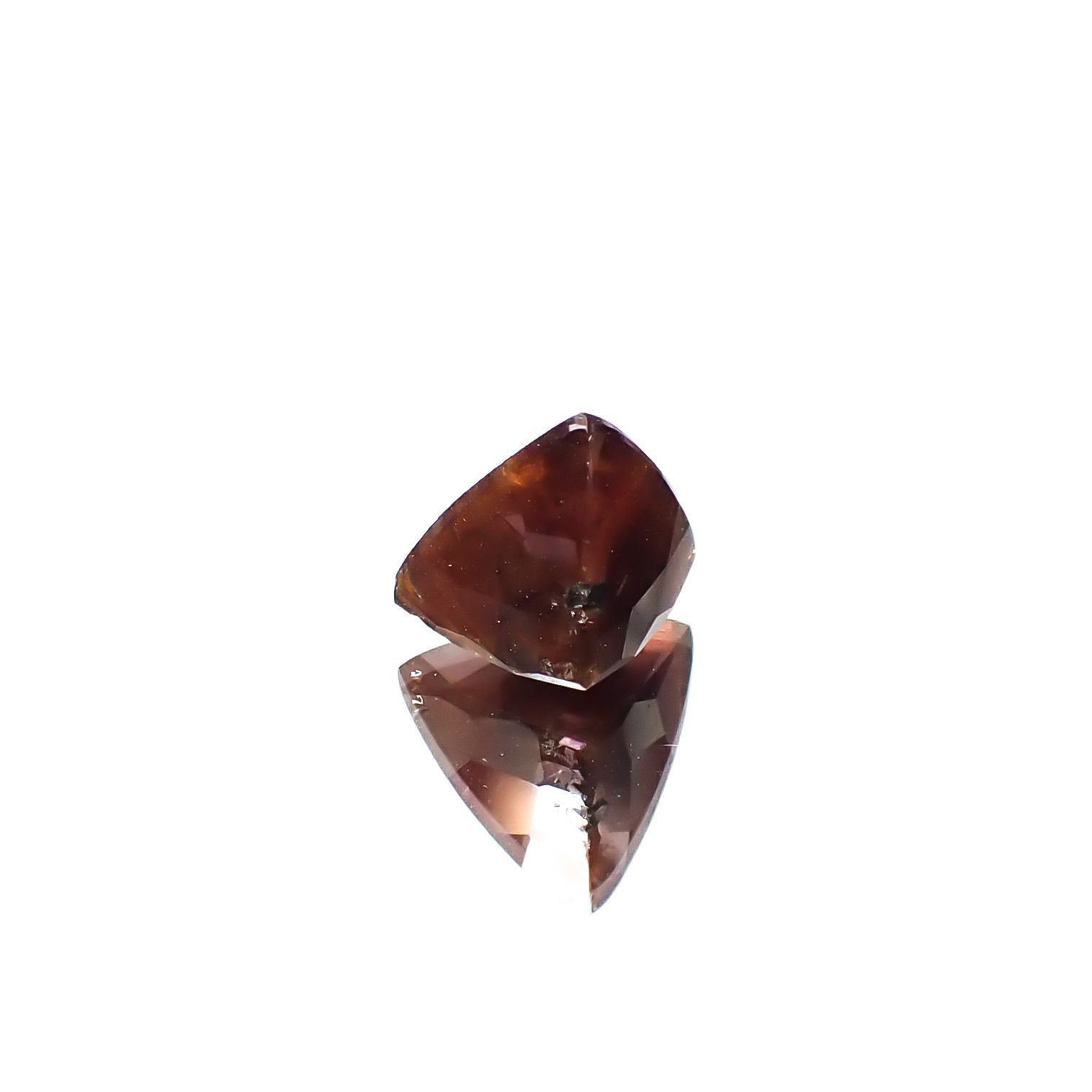 レインボーガーネット 日本・奈良県産 4.38ct [241229415]9.8x10.7mm前後
