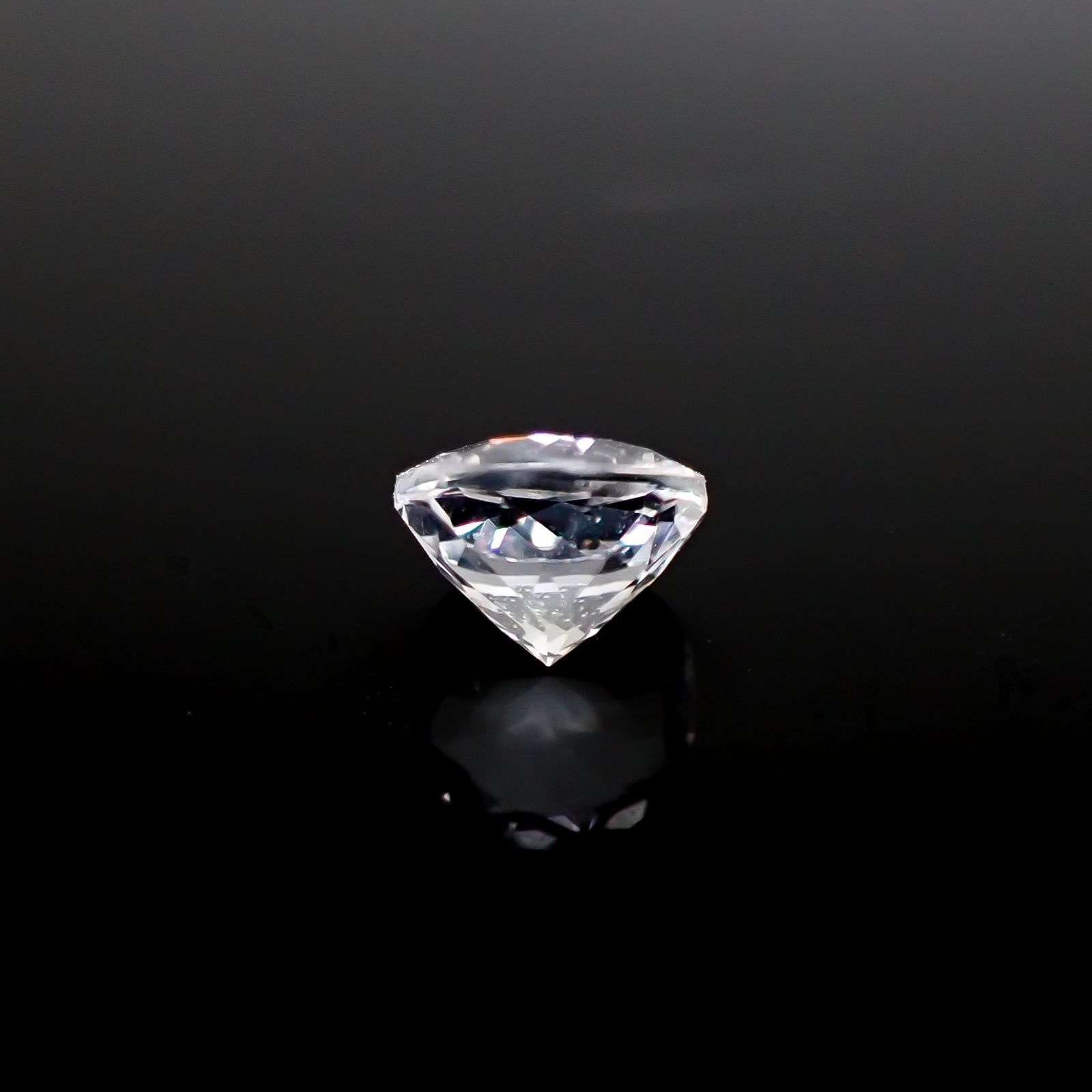 ポルサイト(宝石名ポルサイト)アフガニスタン産 0.79ct 識別済[250129726]5.9x5.8mm前後