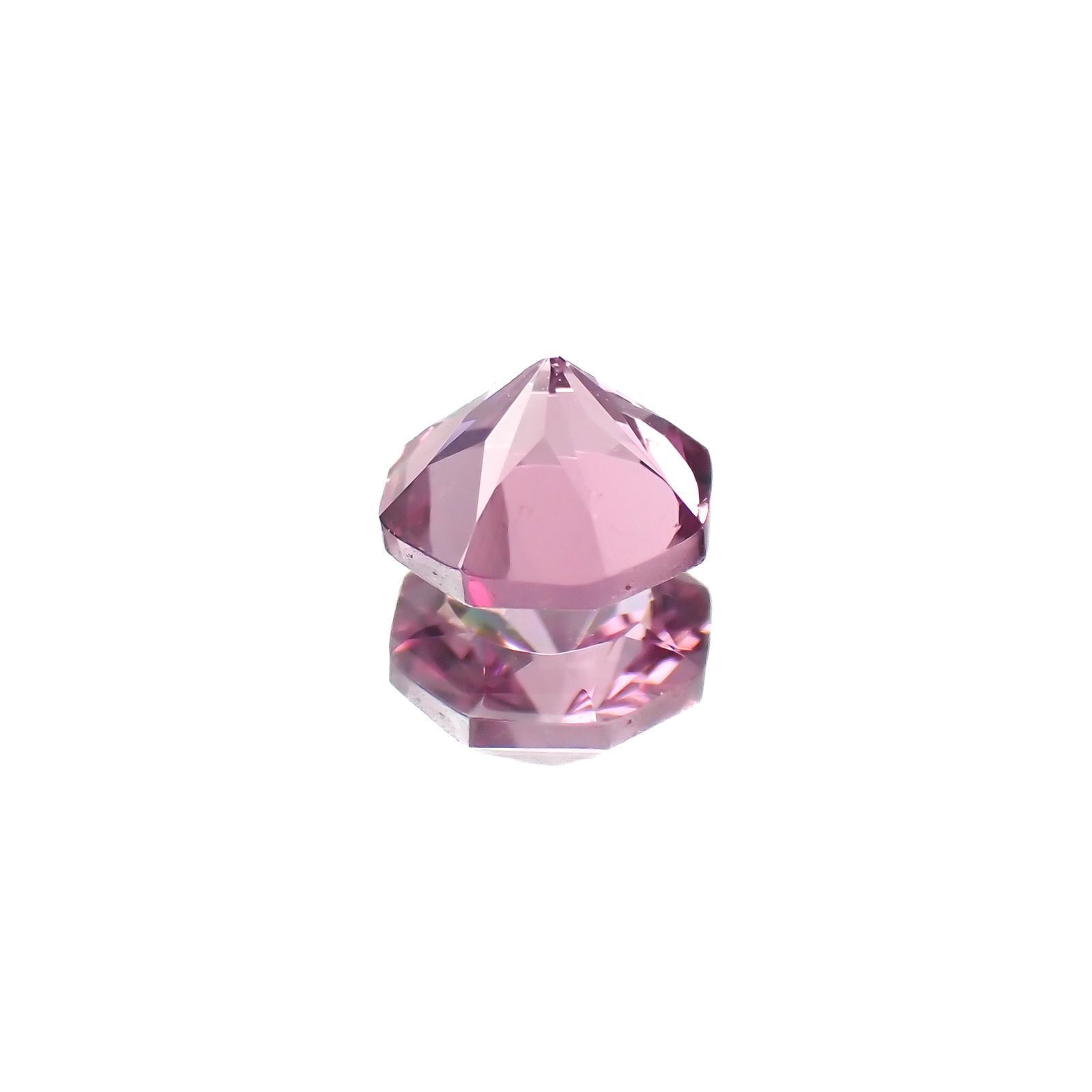 ◇オクタゴンカット◇カラーシフトマラヤガーネットSA(宝石名ガーネット)タンザニア産 0.67ct 識別済[220918047]5.1x5.1mm前後