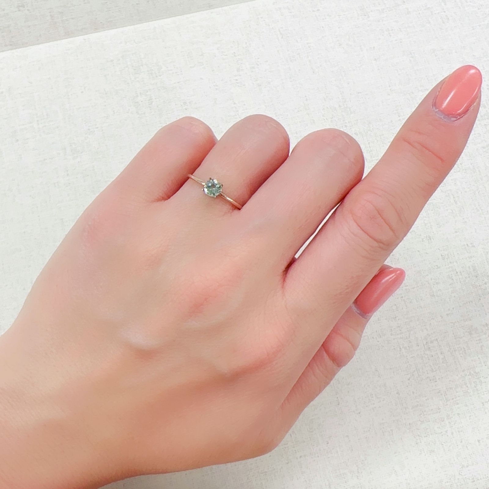 バナジウムコーネルピン(宝石名コーネルピン)タンザニア・タンガ州産 0.36ct 識別済[230320931]4.4x4.3mm前後