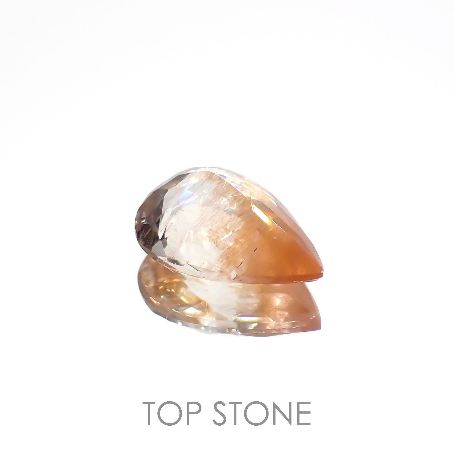 サンストーンスキャポライト(宝石名シーン・スキャポライト)タンザニア産 1.13ct 識別済[221219271]9.1x6.6mm前後