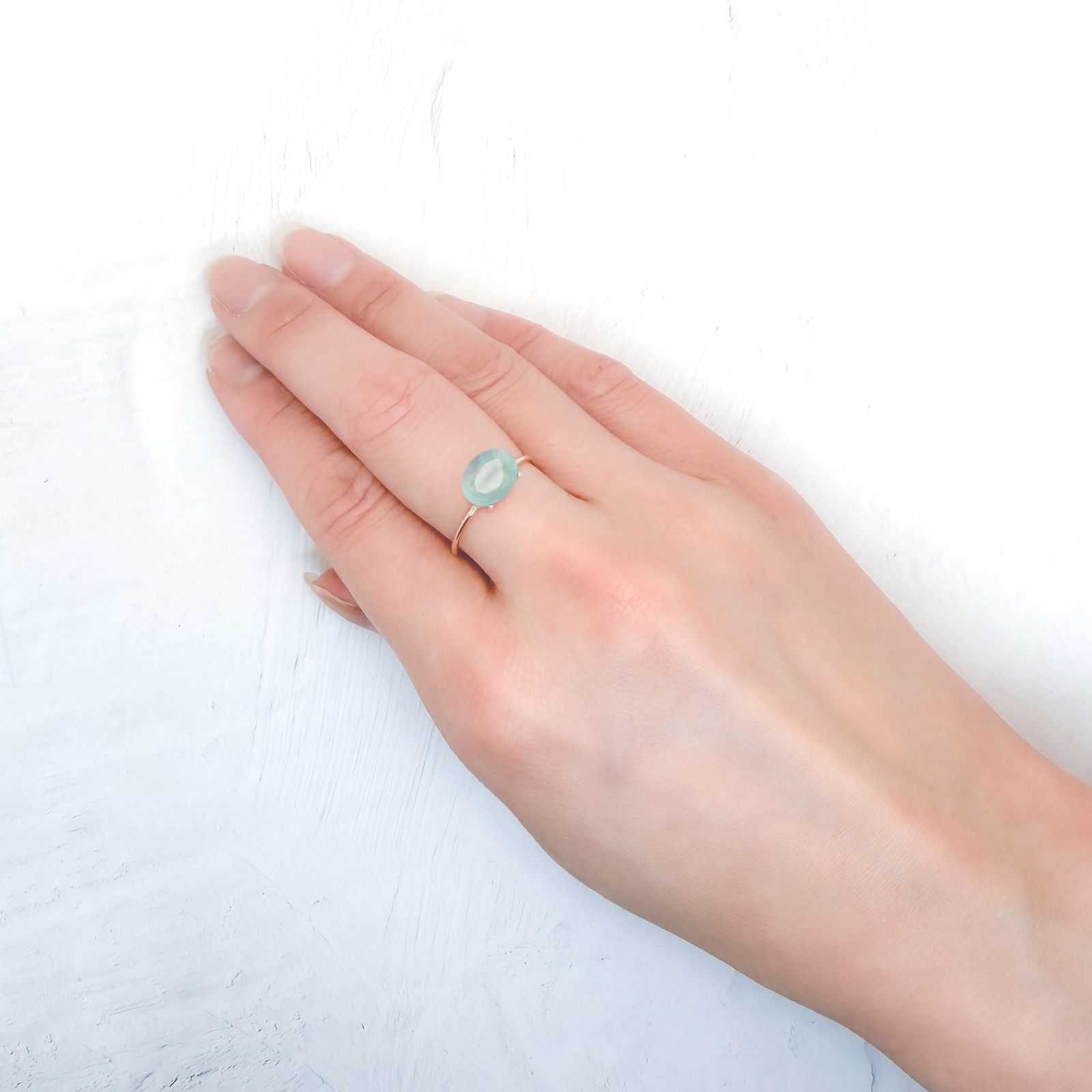 アクアプレーズ 南アフリカ産 2.01ct / 9x7mm前後 [260432015]