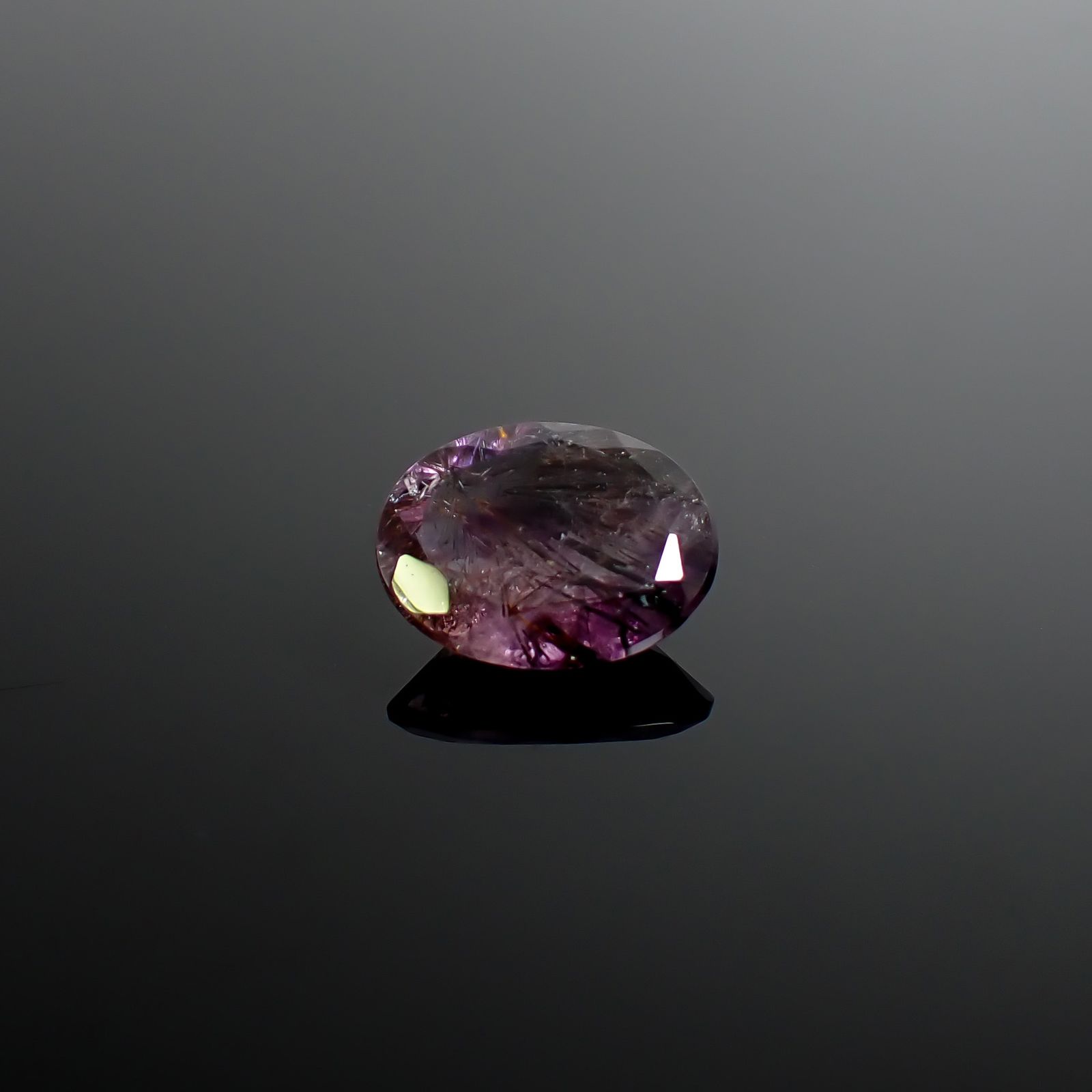 アメジストエレスチャル ブラジル産 6.92ct / 15.3x12.2mm前後 [260933029]