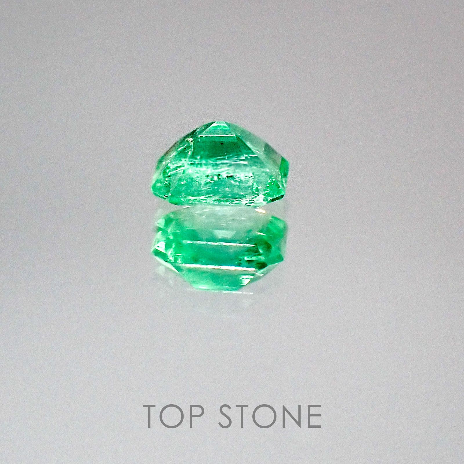 エメラルド コロンビア産 ルース 0.18ct[20042276]3.9×3.7mm前後
