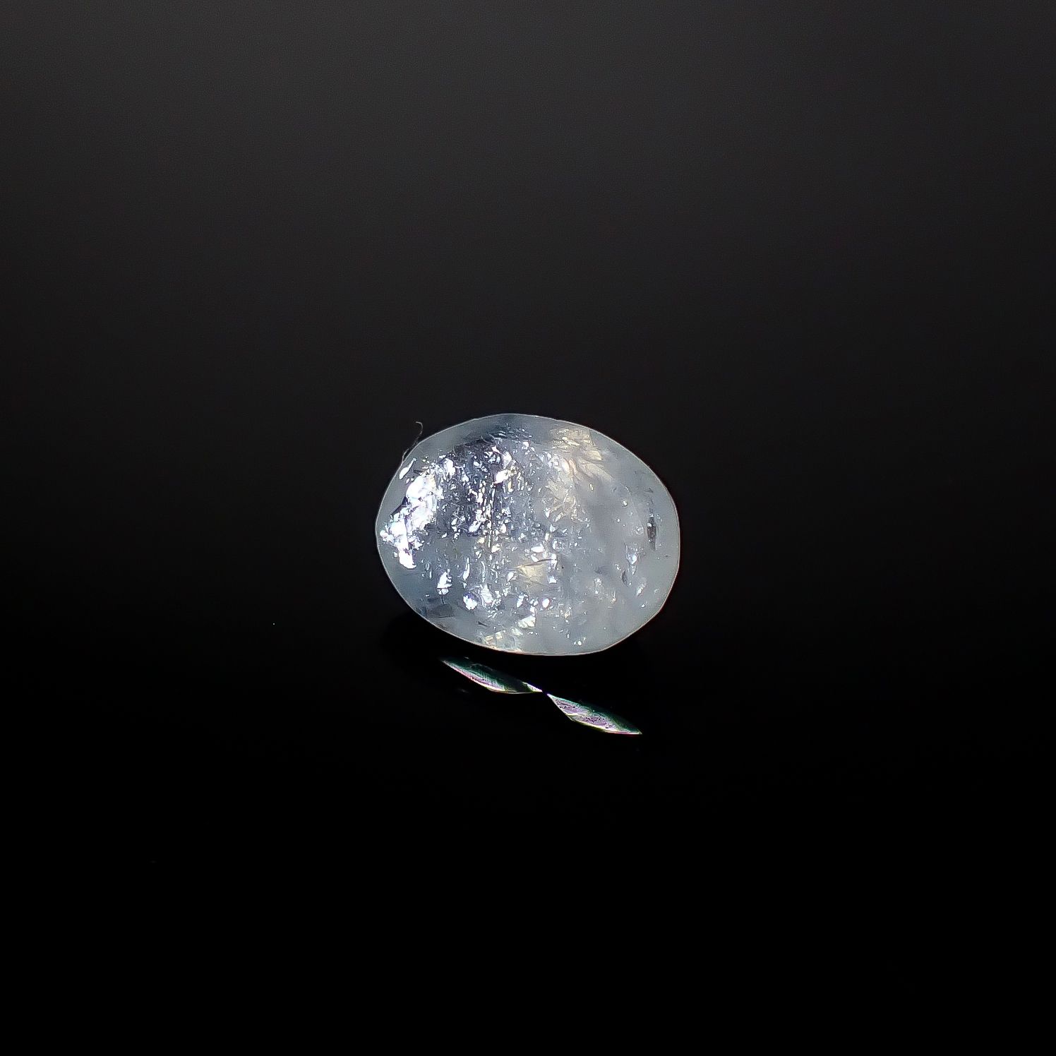 イリデッセンスアクアマリン ブラジル産 1.35ct [250730706]9x6.6mm前後