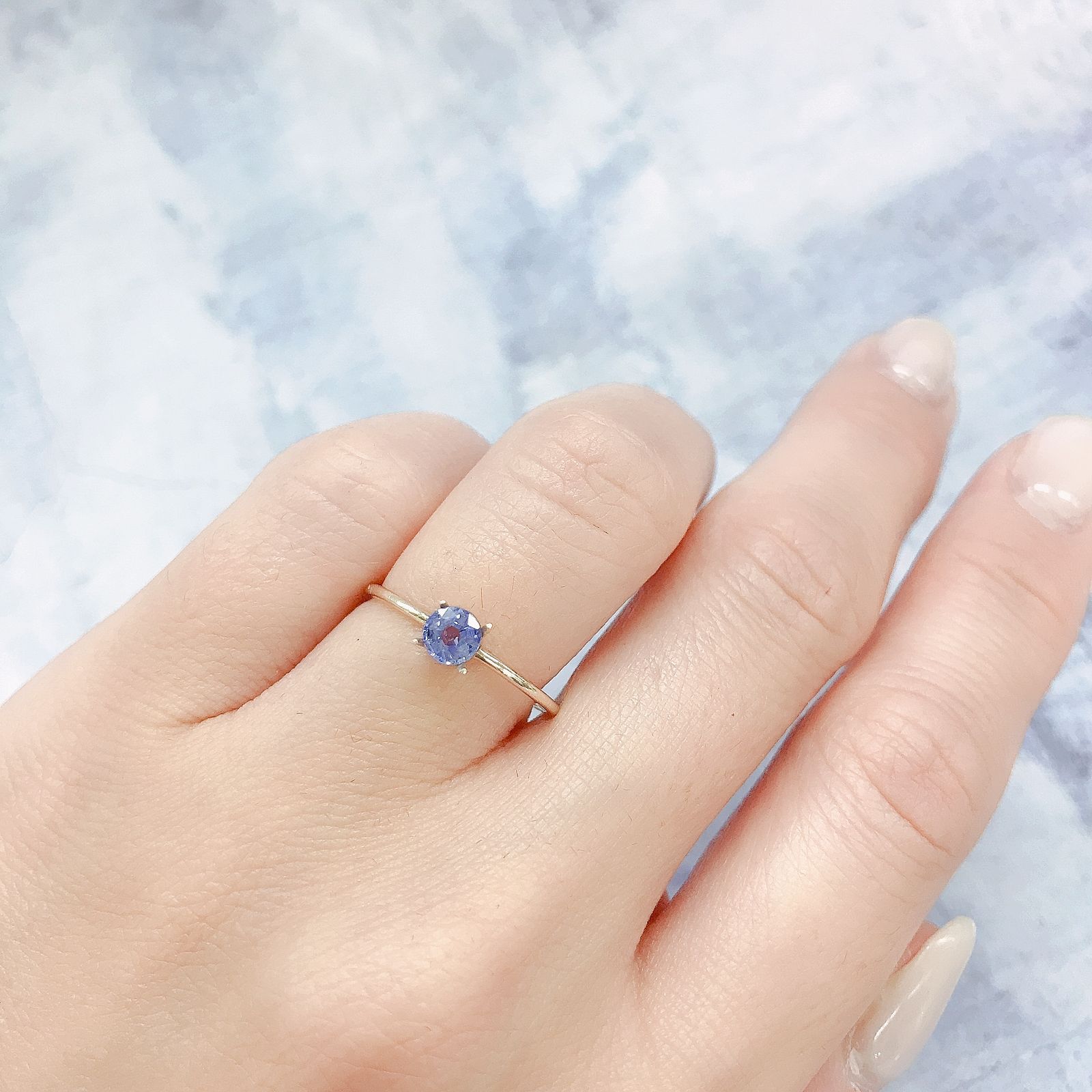 アイスブルーサファイア(宝石名サファイア)スリランカ/マダガスカル産 0.35ct 識別済[220515977]4.2x4.1mm前後