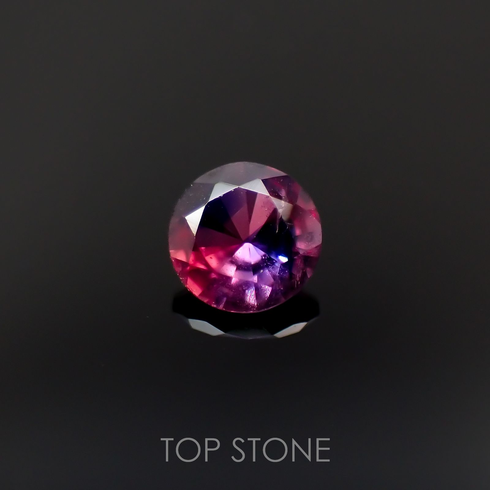 ウィンザーサファイア タンザニア・ウィンザー産 0.18ct[221219266]3.3x3.3mm前後