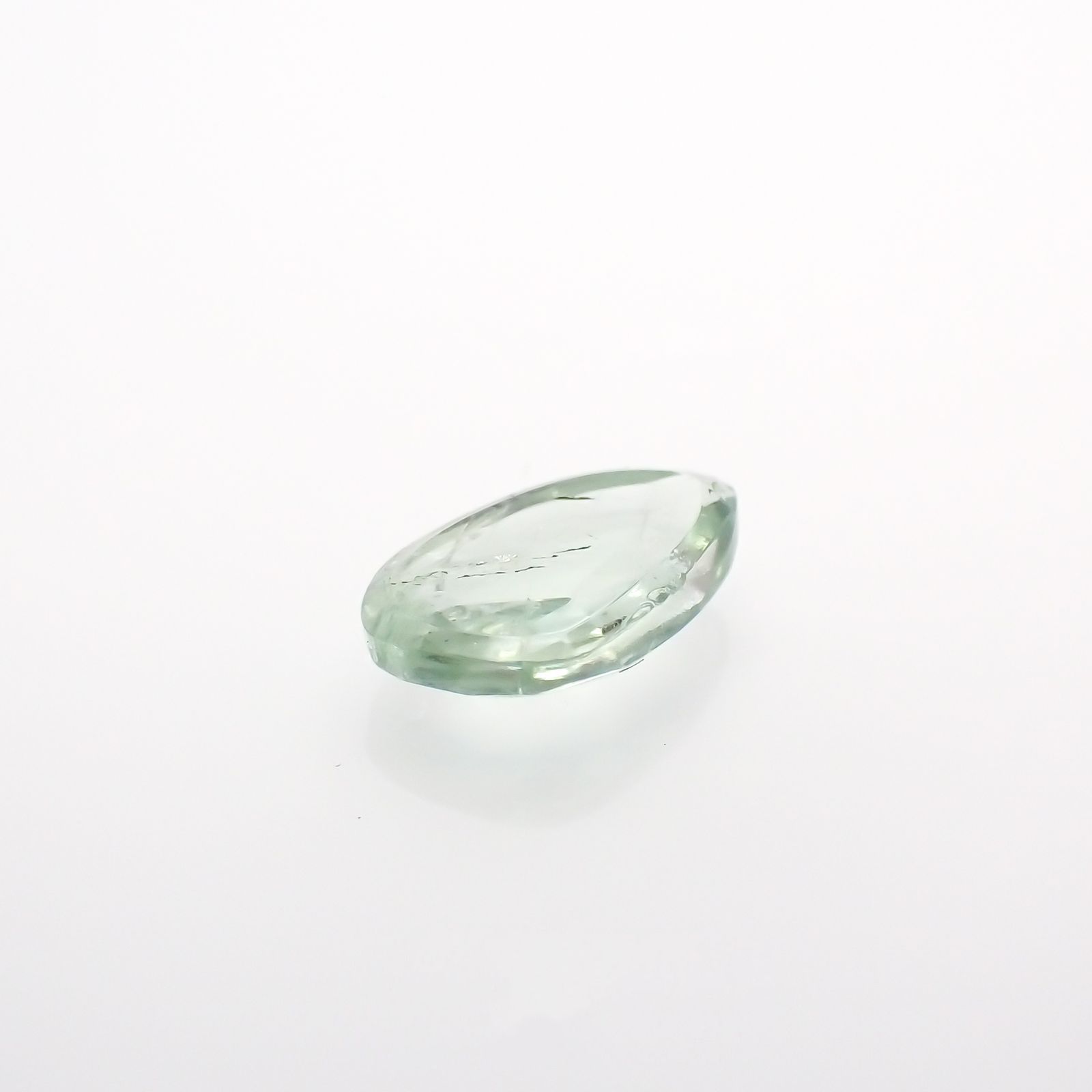 ◇ローズカット◇バナジウムコーネルピン(宝石名コーネルピン)タンザニア・タンガ州産 0.81ct 識別済[220115552]7.9x4.9mm前後