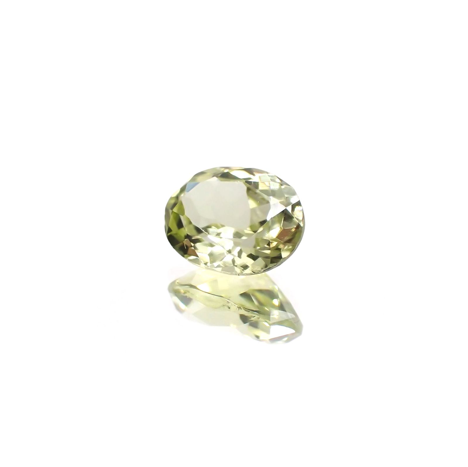 シリマナイト(宝石名シリマナイト) インド産 識別済 1.38ct / 8.1x6.2mm前後 [210810684]