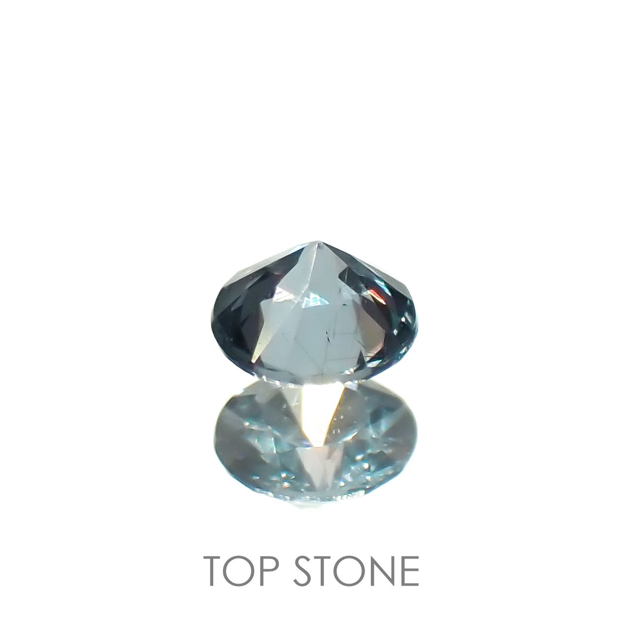 カラーチェンジガーネット アレキタイプ(宝石名ガーネット)マダガスカル・ベキリー産 0.074ct 識別済[221219414]2.6x2.6mm前後