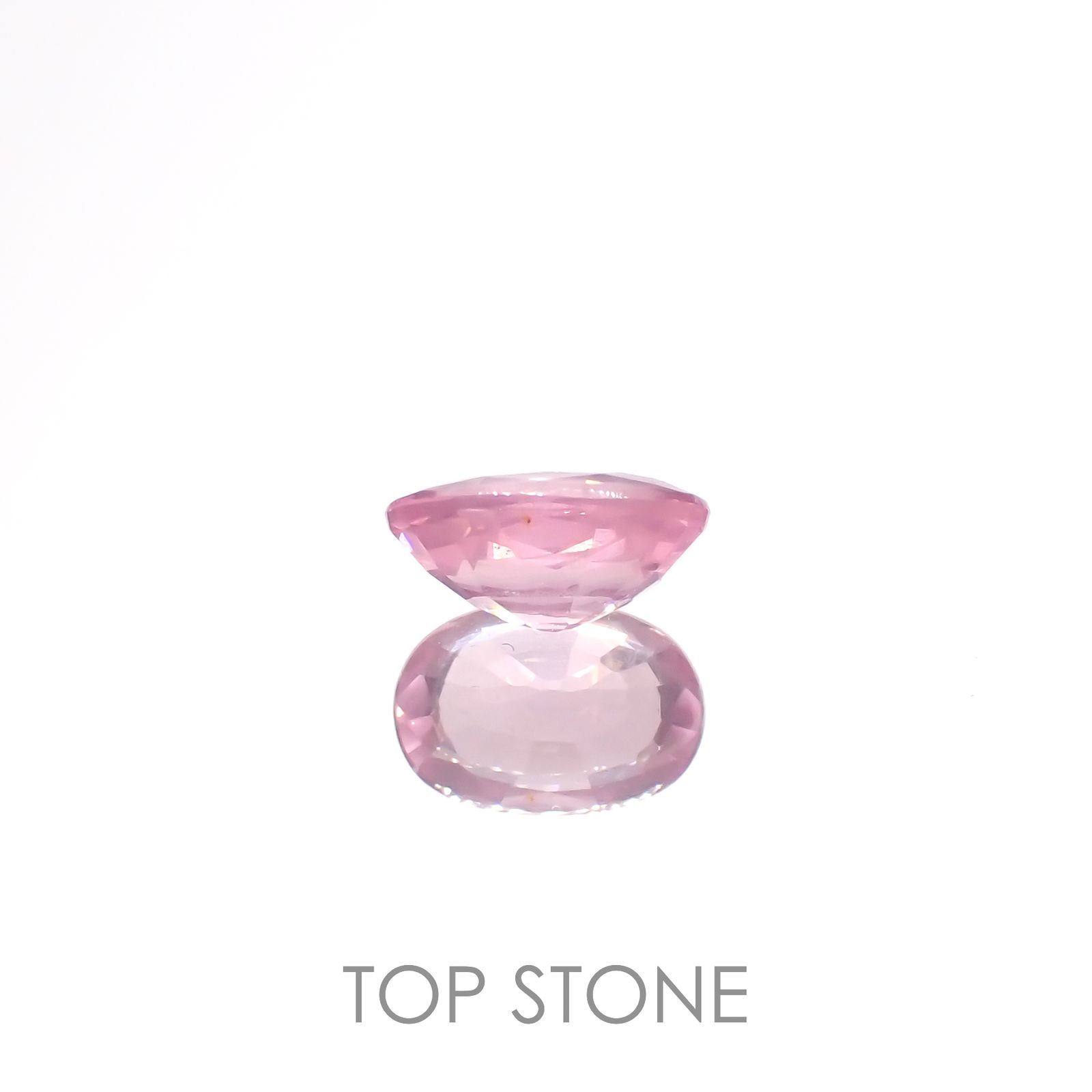 シルキーピンクスピネル(宝石名ピンク・スピネル)タンザニア産 0.77ct 識別済[230120249]6.7x4.5mm前後