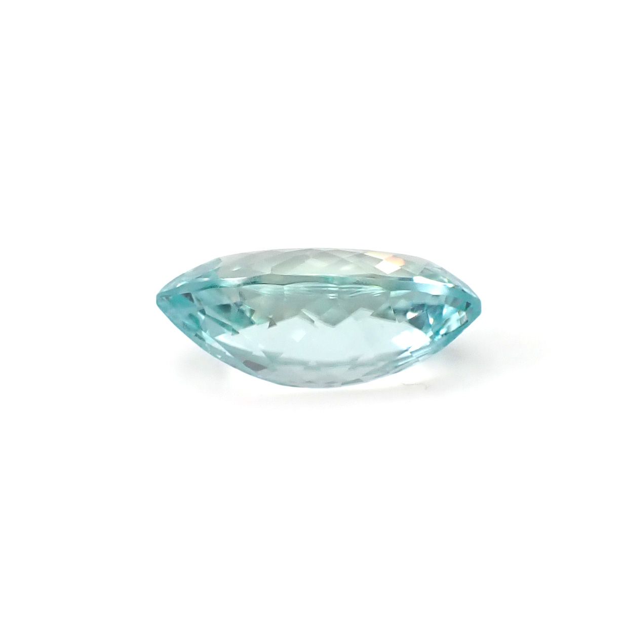 アンブリゴナイト/モンテブラサイト(宝石名モンテブラサイト)マダガスカル産 ソ付(宝貴協) 12.649ct / 19.92x13.28mm前後 [260131597]