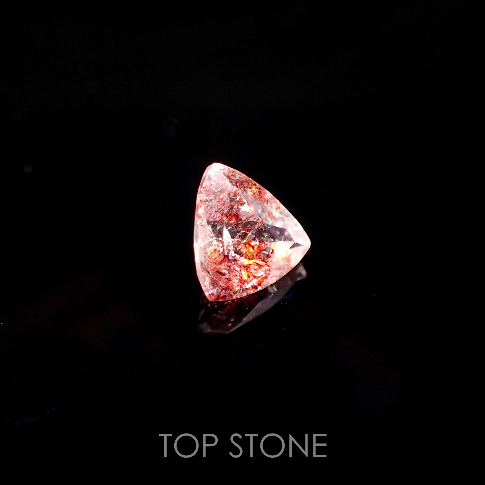 ファイヤークォーツ ナイジェリア産 ルース 1.59ct[210510707]8.3×8.3mm前後