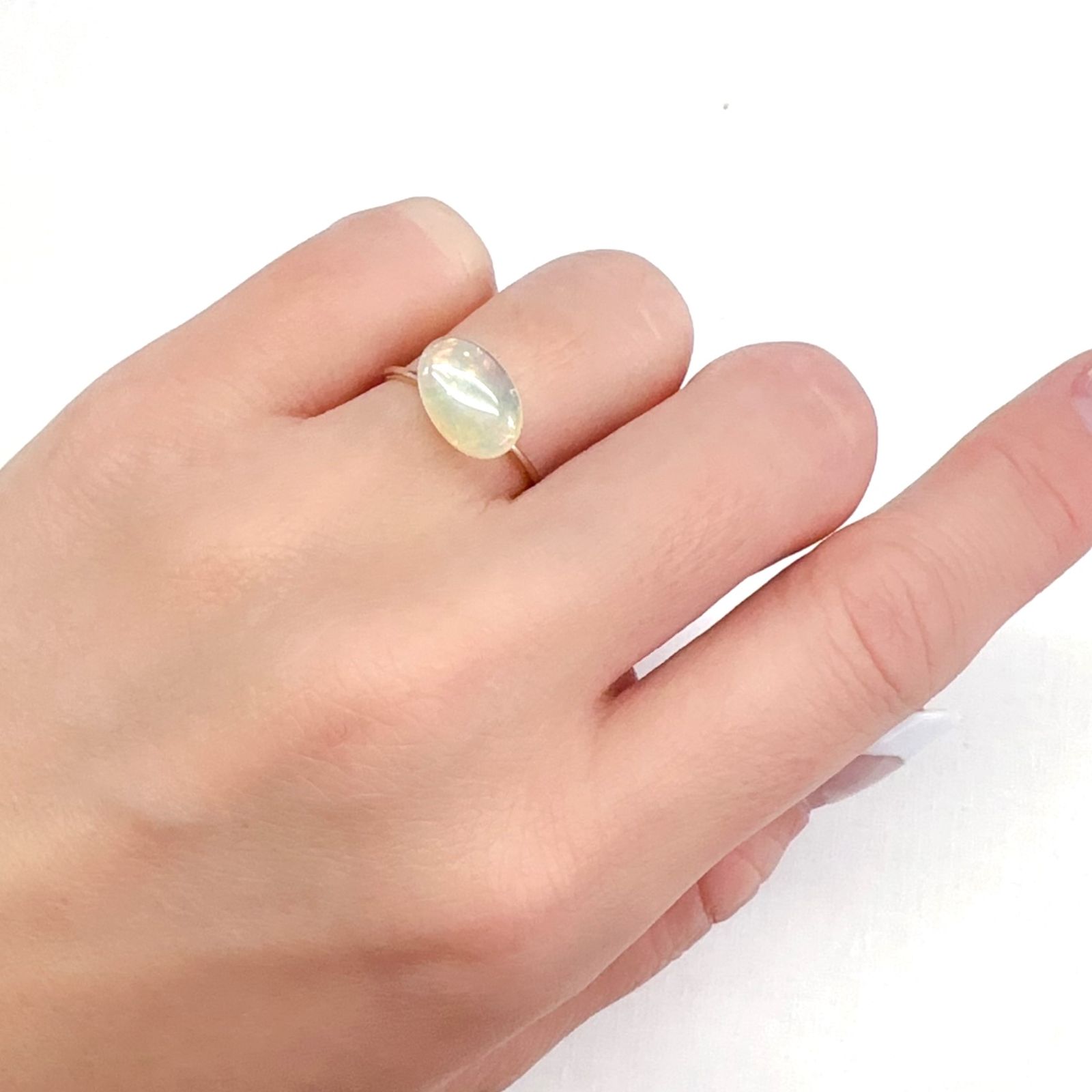 オパール オーストラリア産 1.33ct[231225215]10.9x7.5mm前後