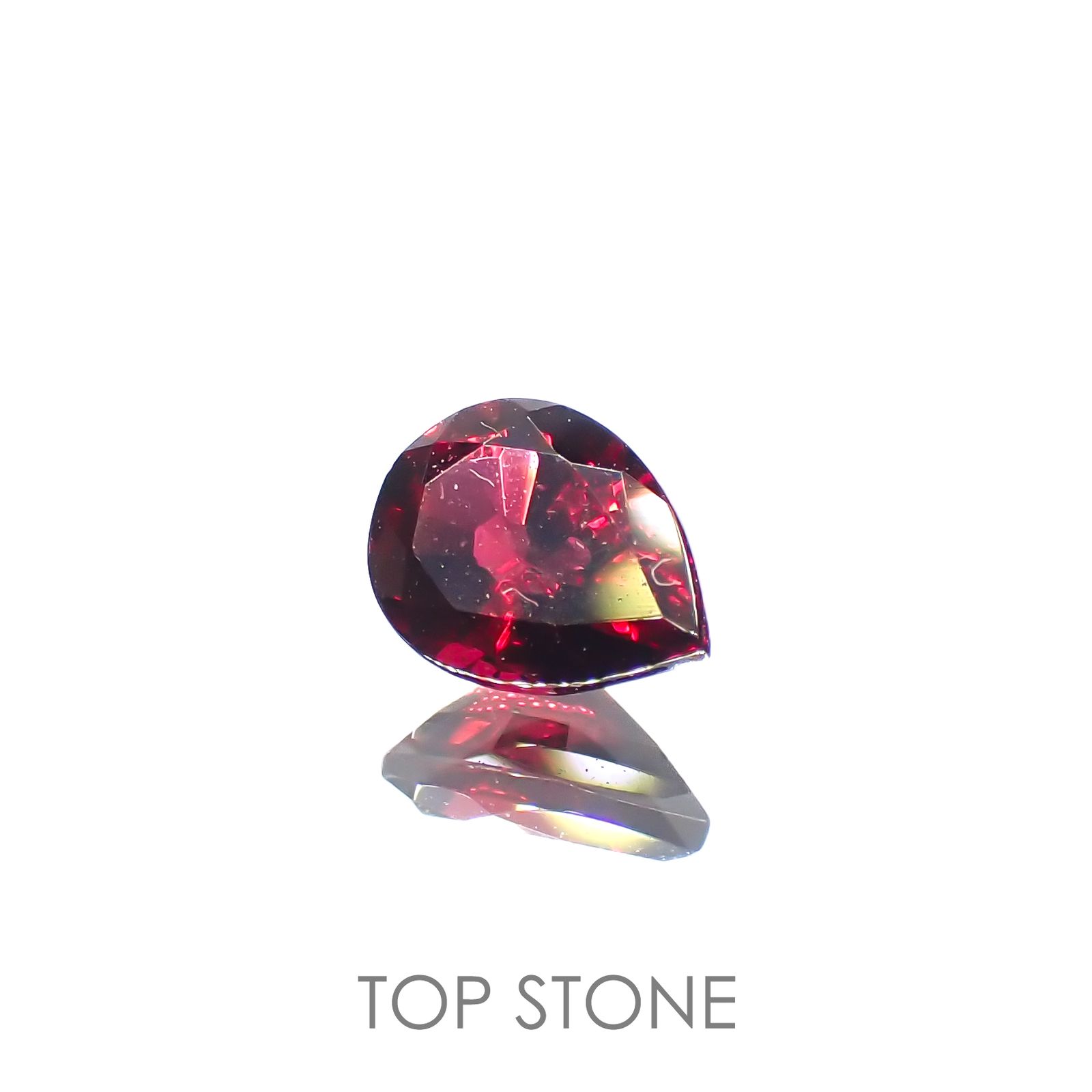 レッドスピネル(宝石名レッド・スピネル)タンザニア産 0.31ct 識別済[220716898]5x3.8mm前後