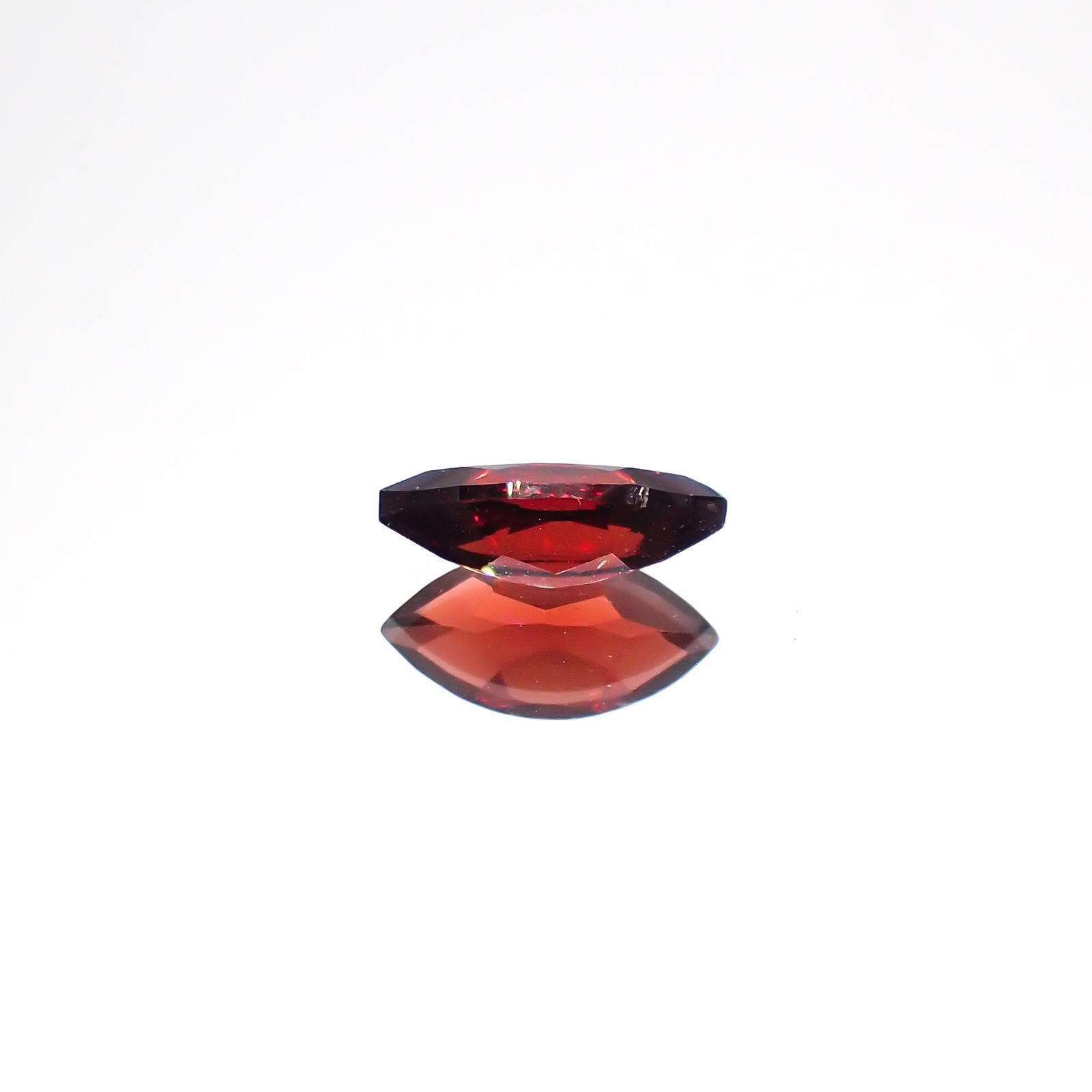 パイラルスパイトガーネット モザンビーク産 1.32ct[230119837]10.1x5mm前後