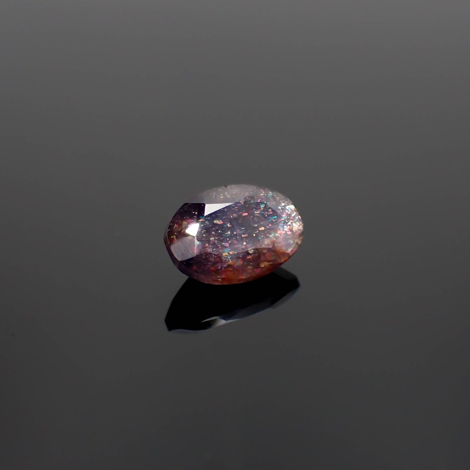 ブラッドショットアイオライト インド産 2.81ct[230522099]11.7x7.7mm前後
