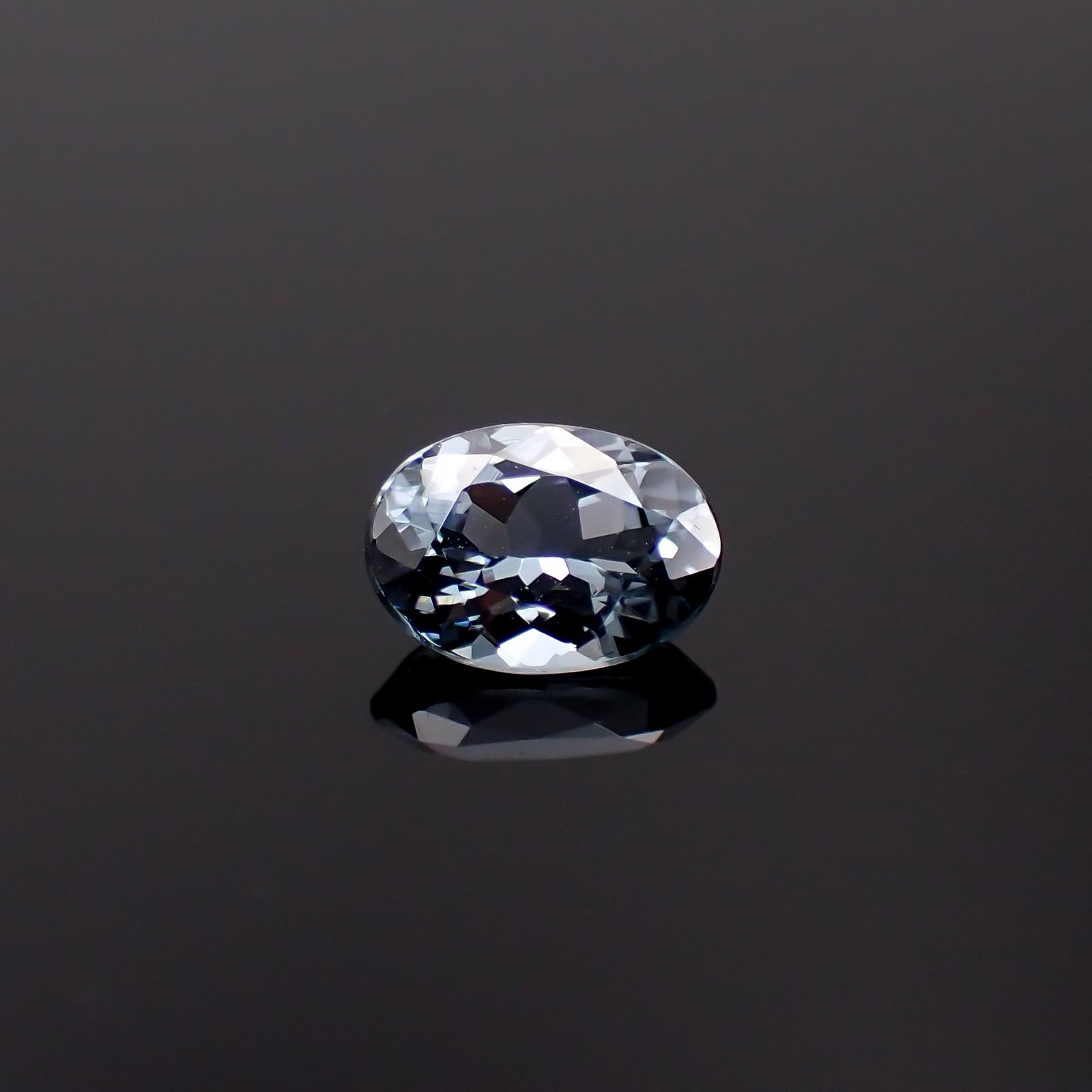 ブルーイッシュグレースピネル タンザニア産 0.93ct[231224889]7.1x5mm前後