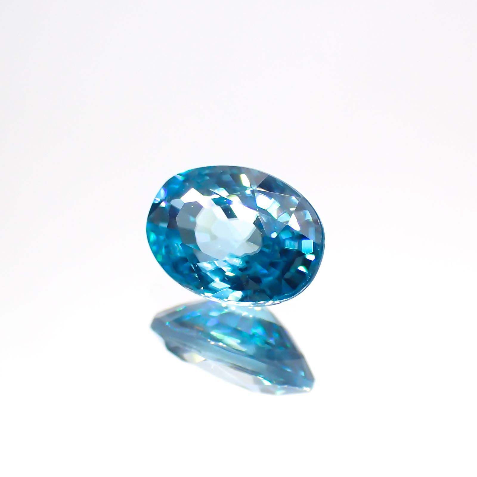 ブルージルコン(宝石名ジルコン) カンボジア産 1.19ct 識別済[20063103]6.5×5mm前後