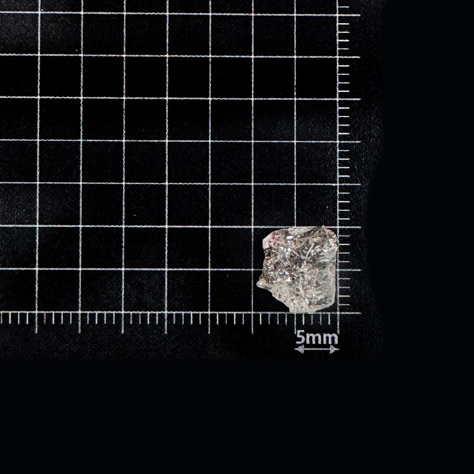 フェナカイト 原石 ロシア産 2.56ct [250730805]9.9x10.2mm前後