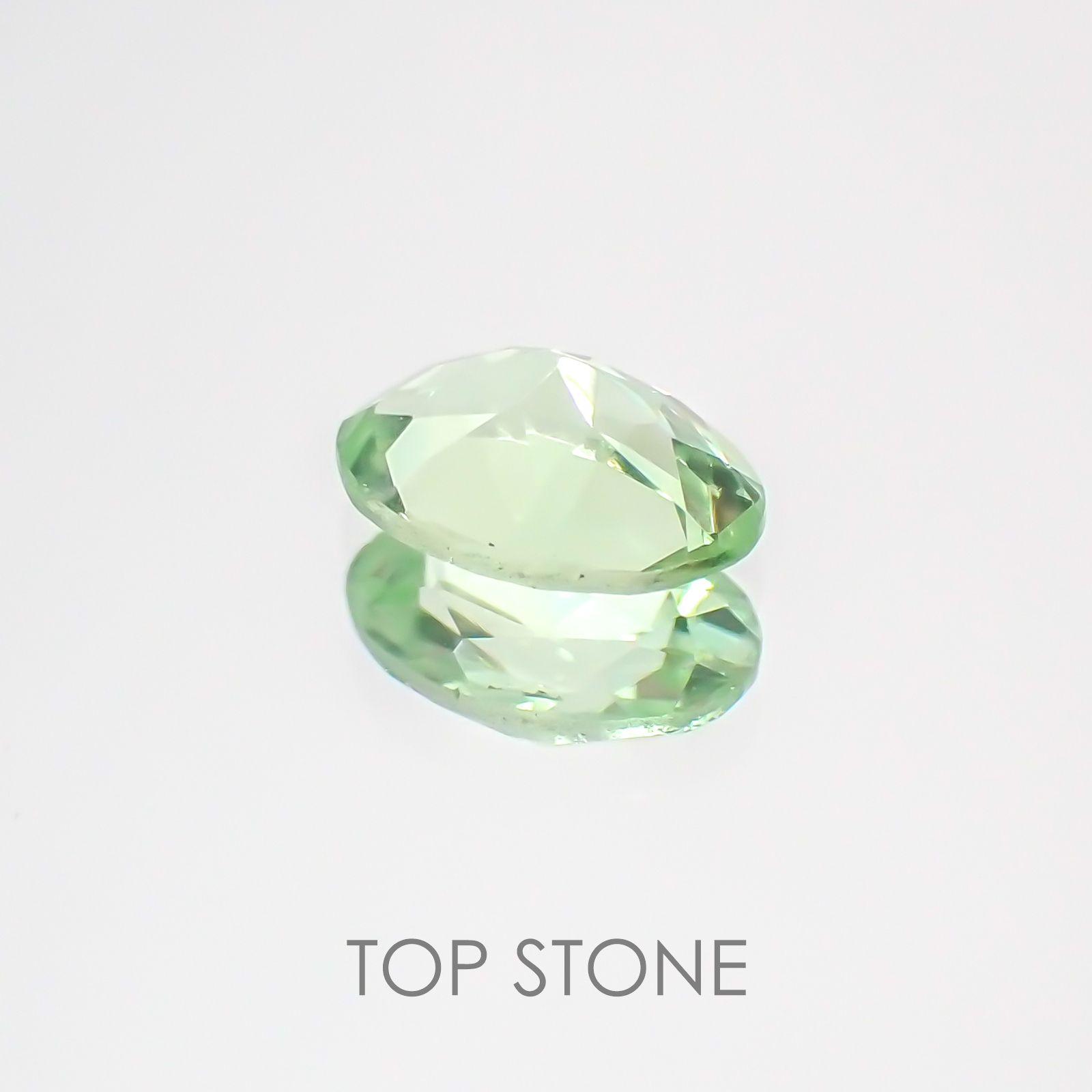 ミントガーネット タンザニア産 ルース 0.47ct[20127906]6×4mm前後