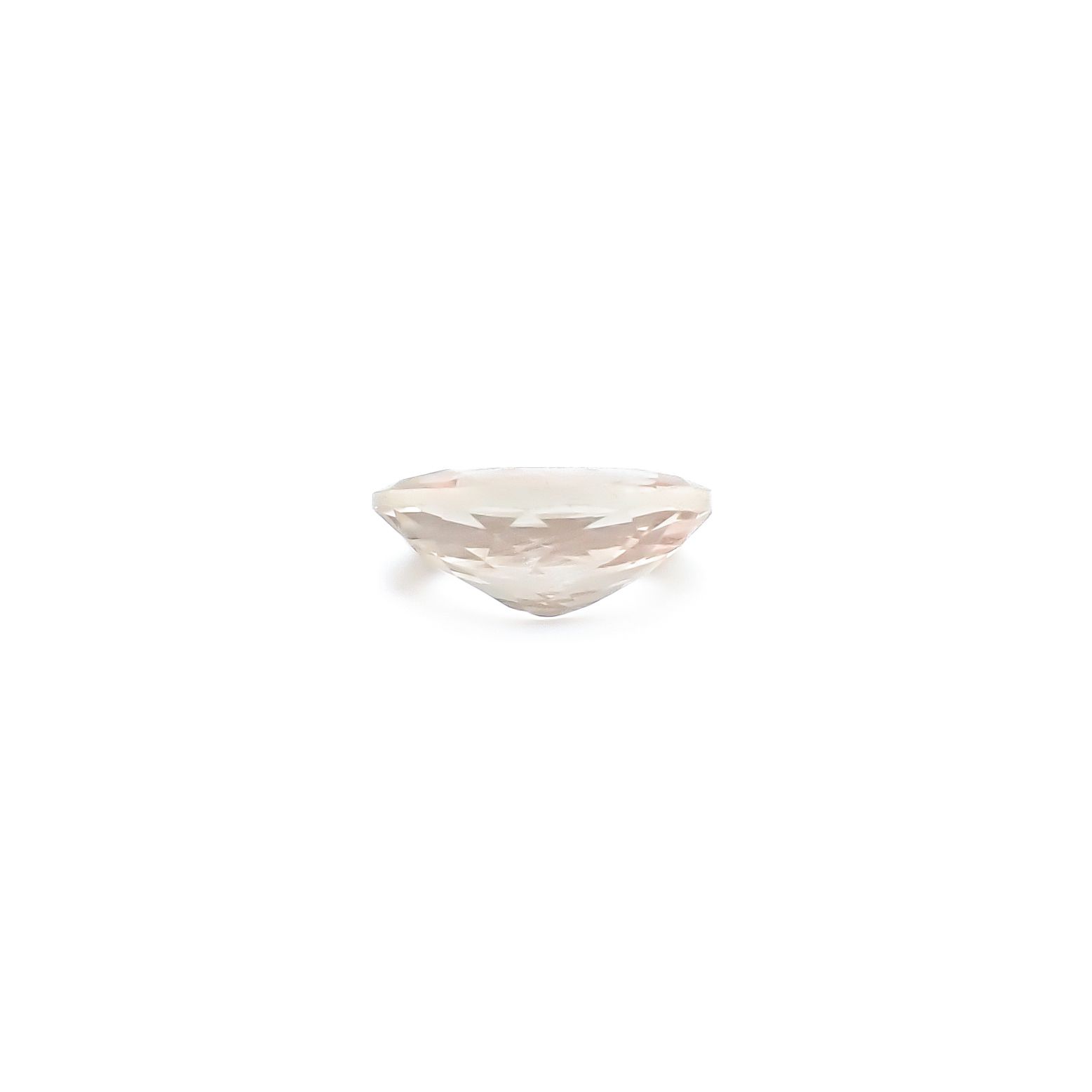 オレゴンサンストーン アメリカ・オレゴン州産 0.87ct / 7.7x5.8mm前後 [260732640]