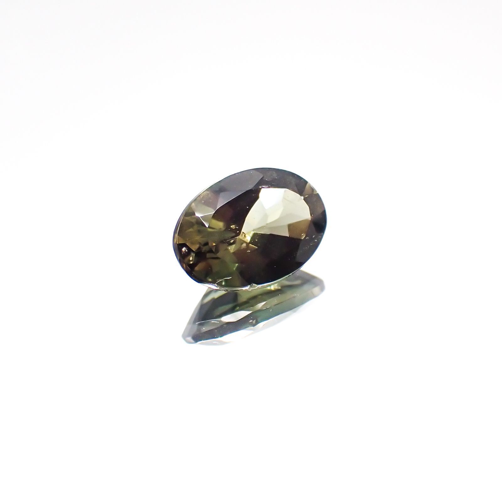 コーネルピン(宝石名コーネルピン)スリランカ産 0.70ct 識別済[230823047]6.9x4.9mm前後