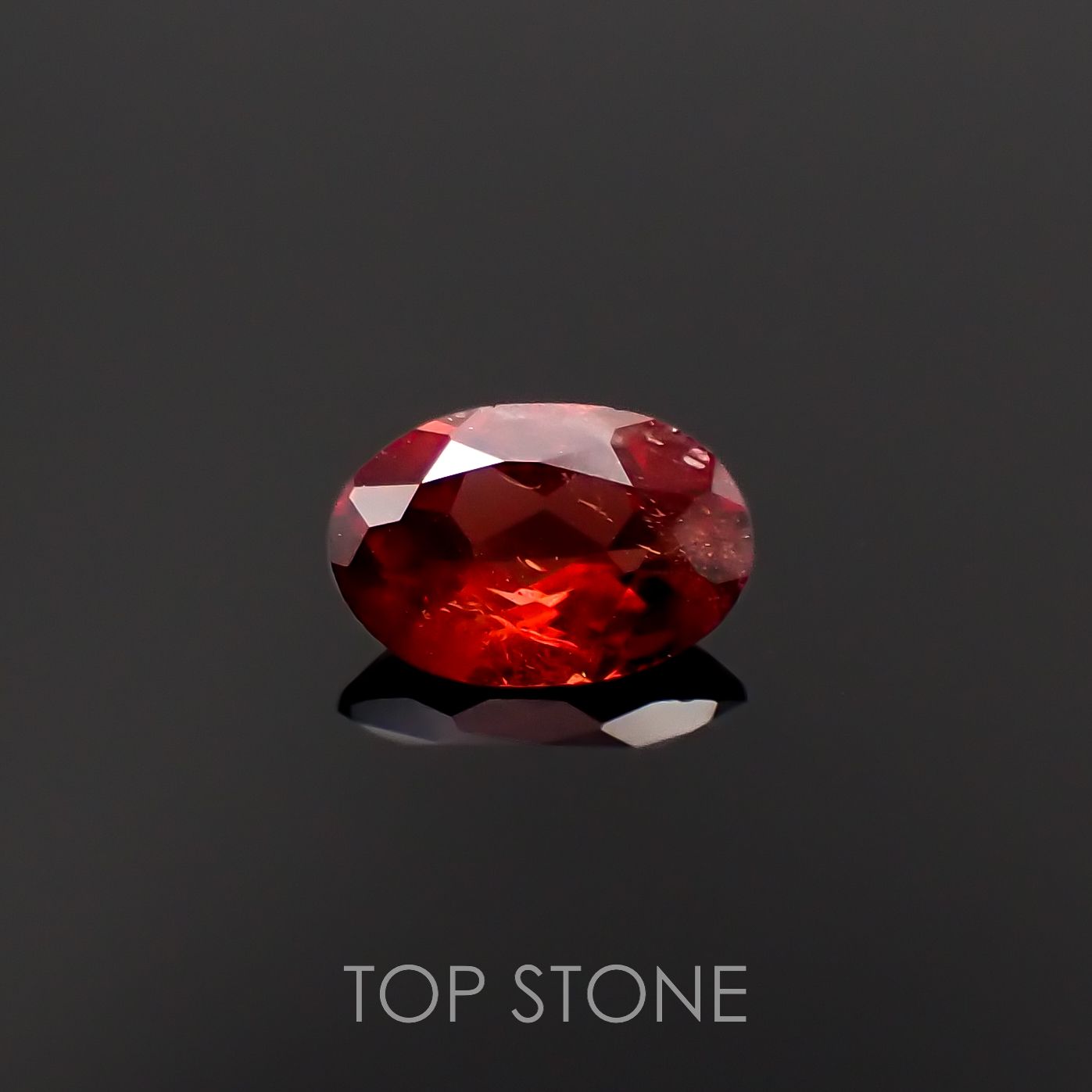 オレゴンサンストーン アメリカ・オレゴン州産 0.42ct[230119978]5.8x3.9mm前後