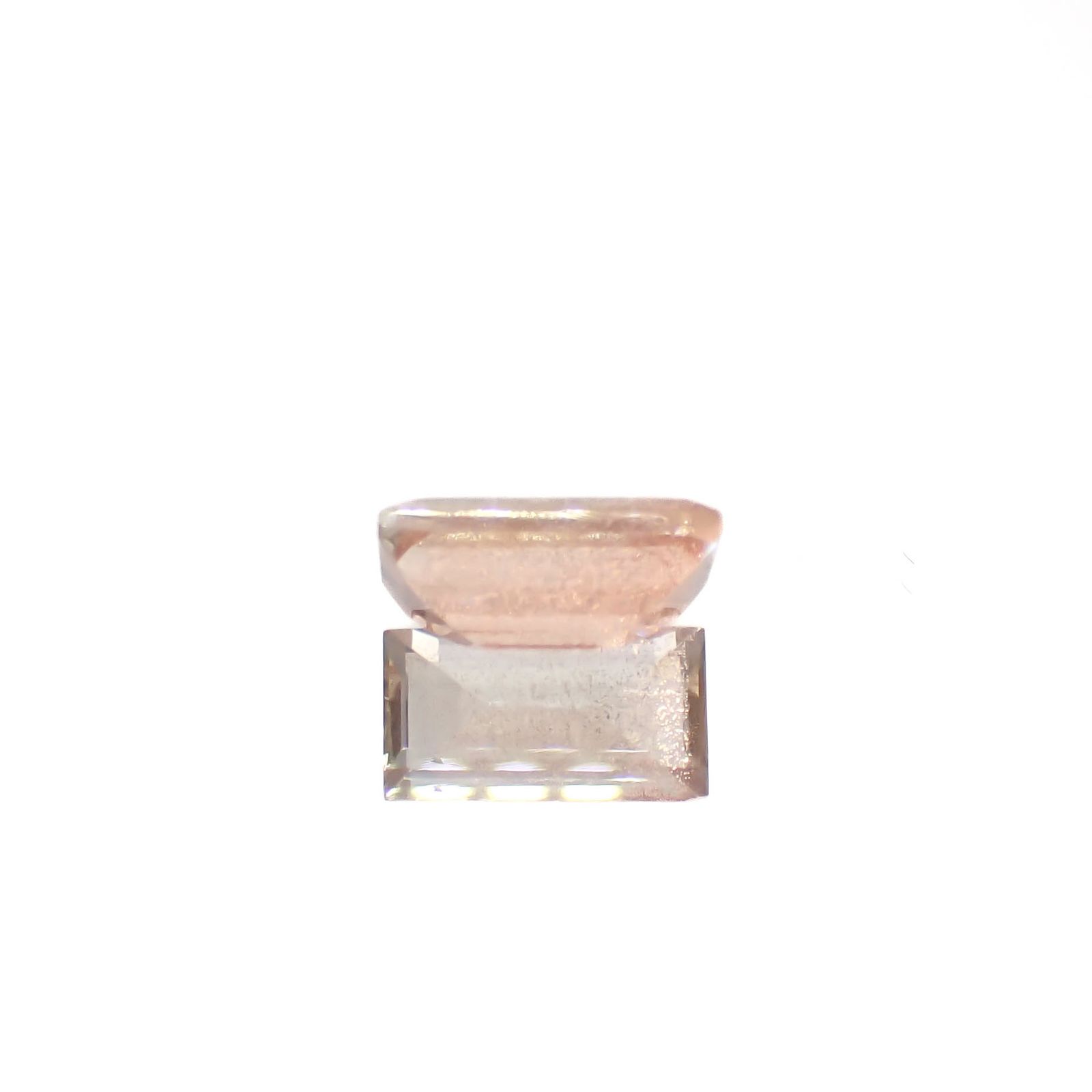 オレゴンサンストーン アメリカ・オレゴン州産 1.39ct[240627873]8.8x4.8mm前後