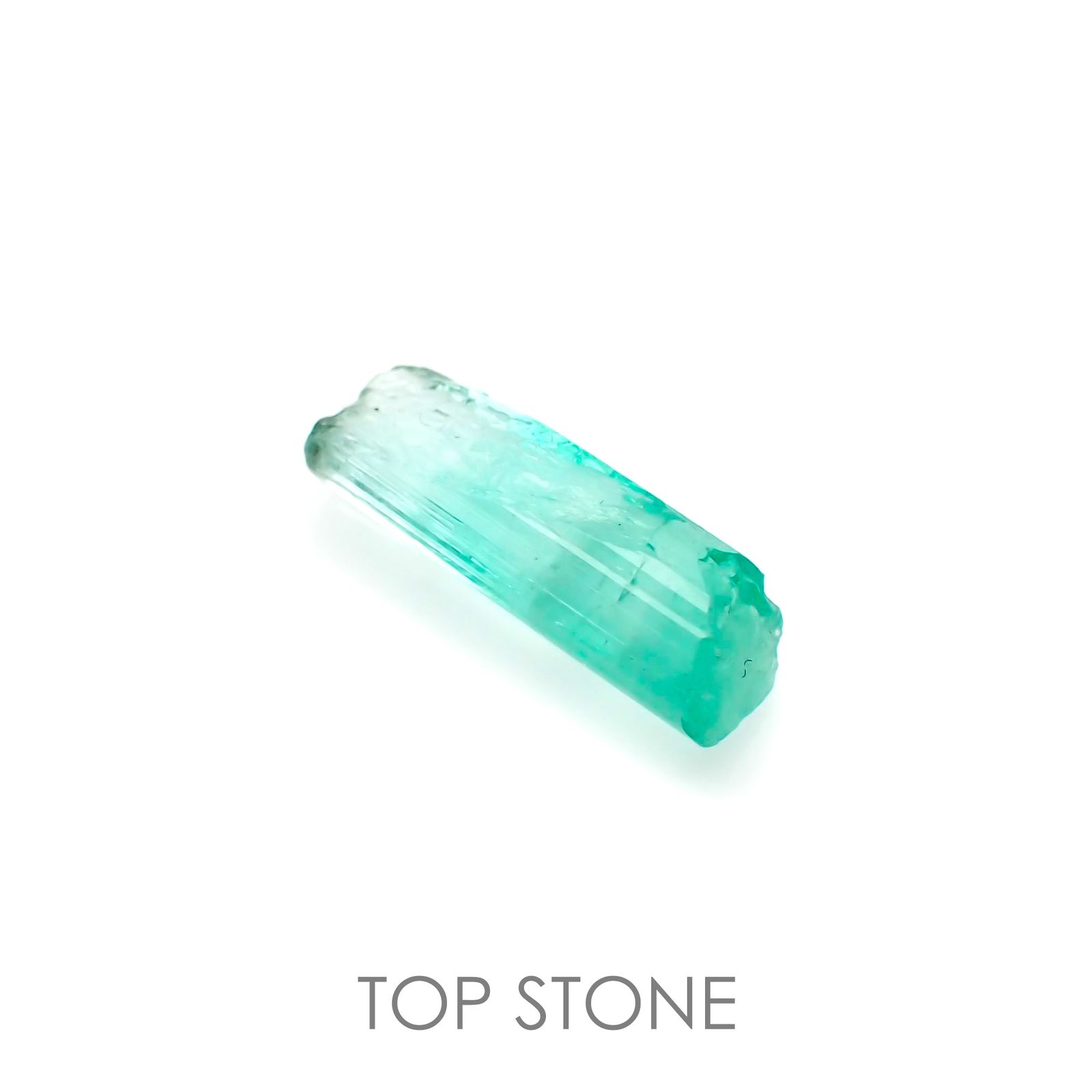 エメラルド(宝石名エメラルド) コロンビア産 原石・結晶 2.918ct ソ付(彩珠)[20062732]15×5mm前後