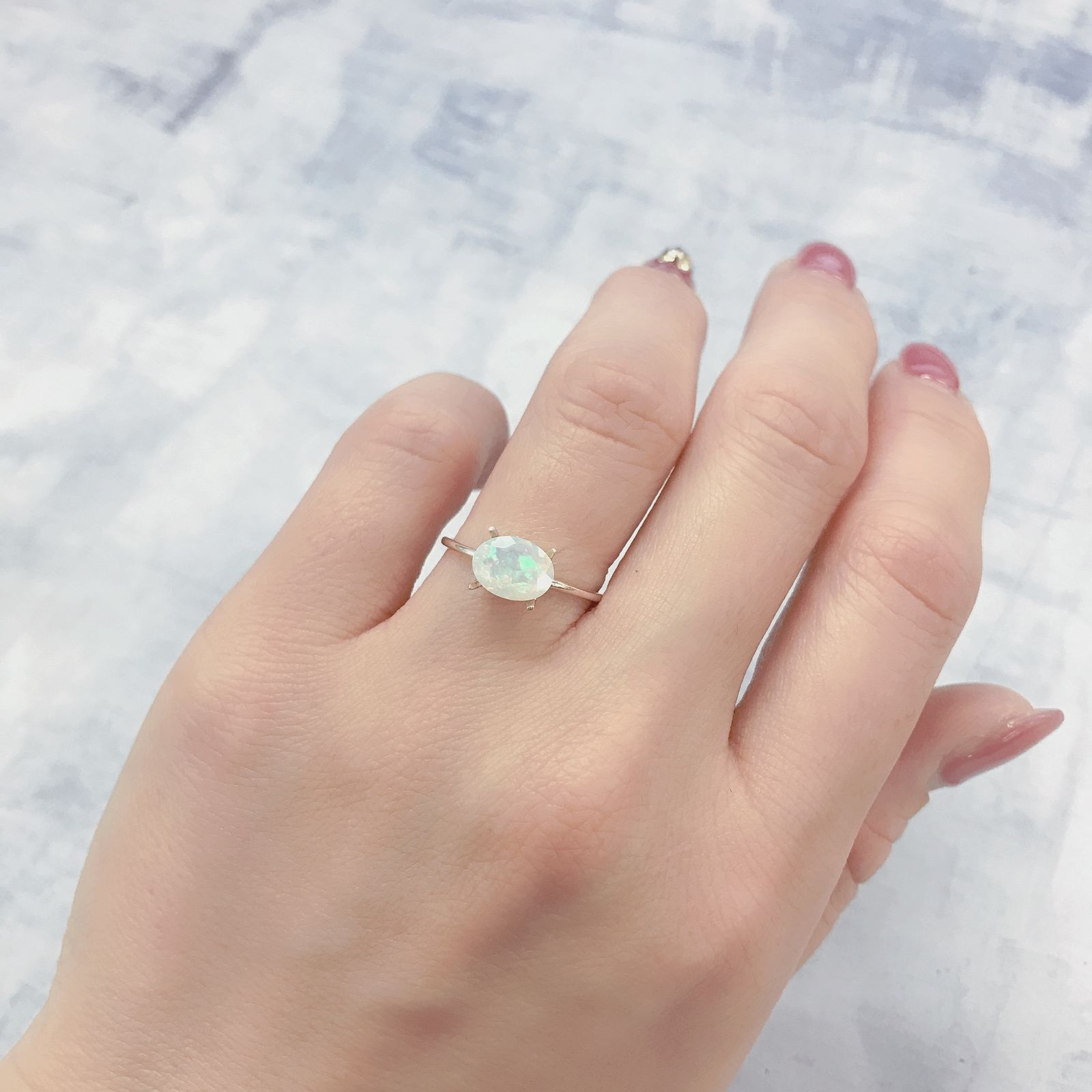 エチオピアオパール(宝石名オパール)エチオピア産 0.89ct 識別済[220114787]8x6mm前後