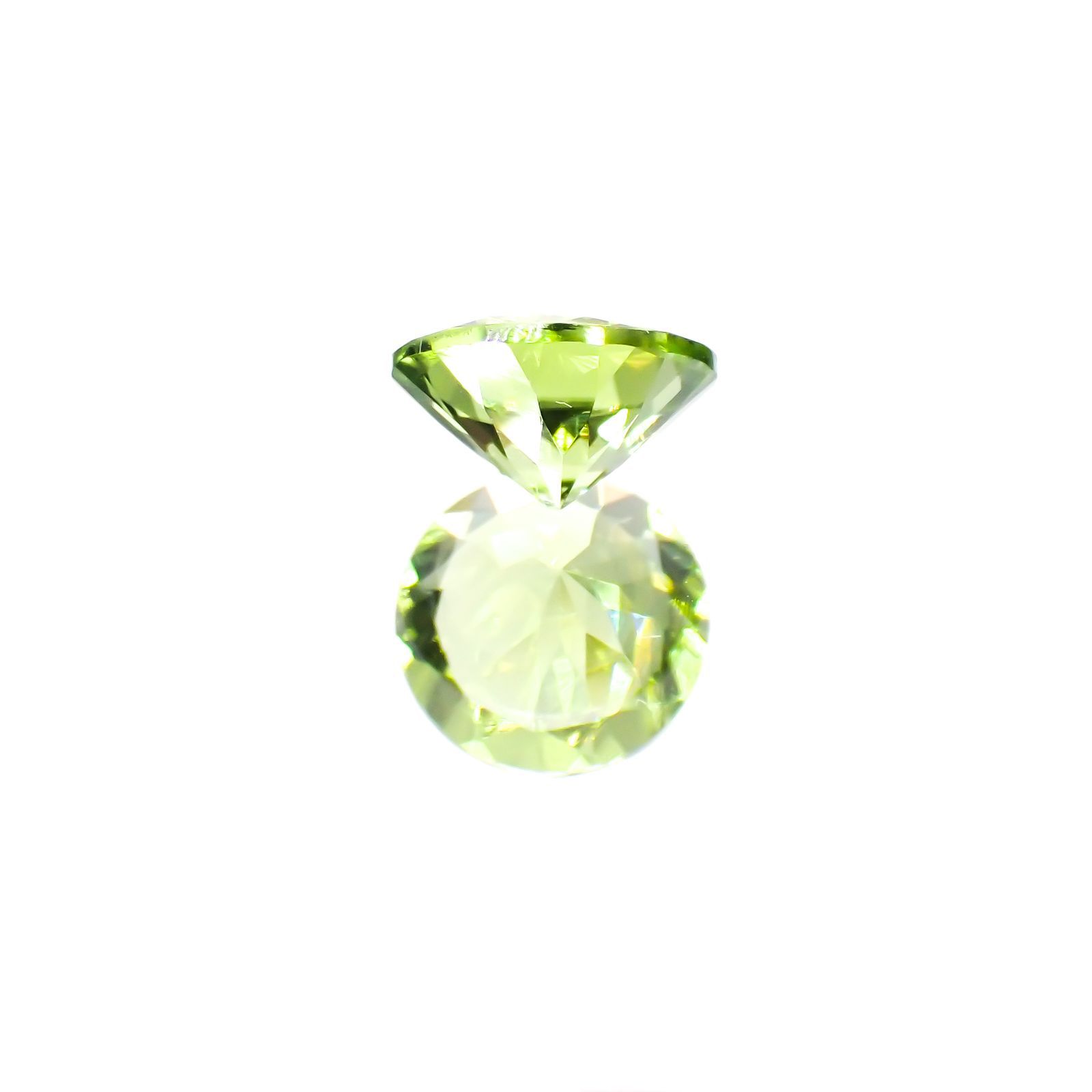 ペリドット(宝石名ペリドット) パキスタン産 1.14ct 識別済[211013087]6.9×6.9mm前後