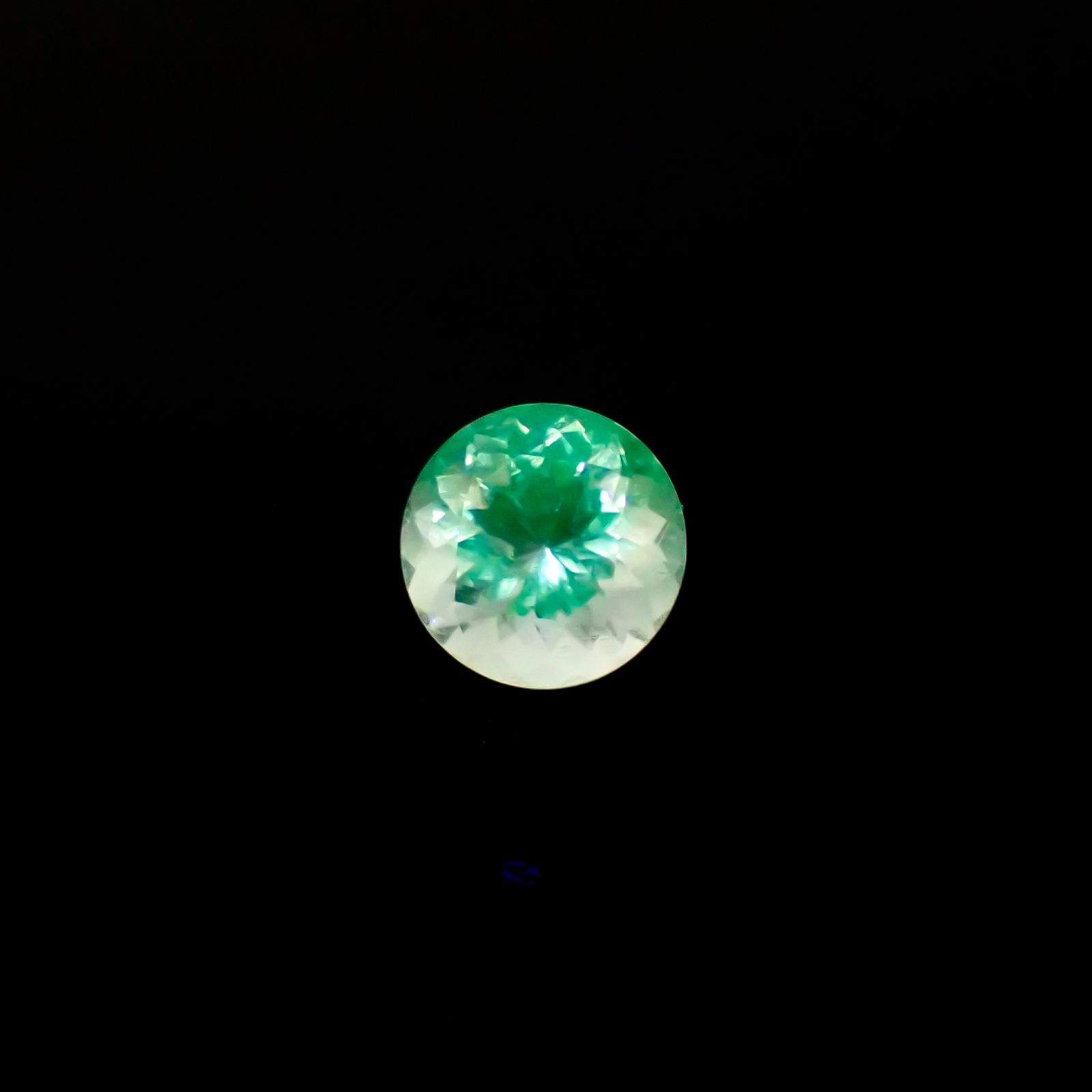 ハイアライトオパール メキシコ産 1.52ct[240728486]8x8mm前後