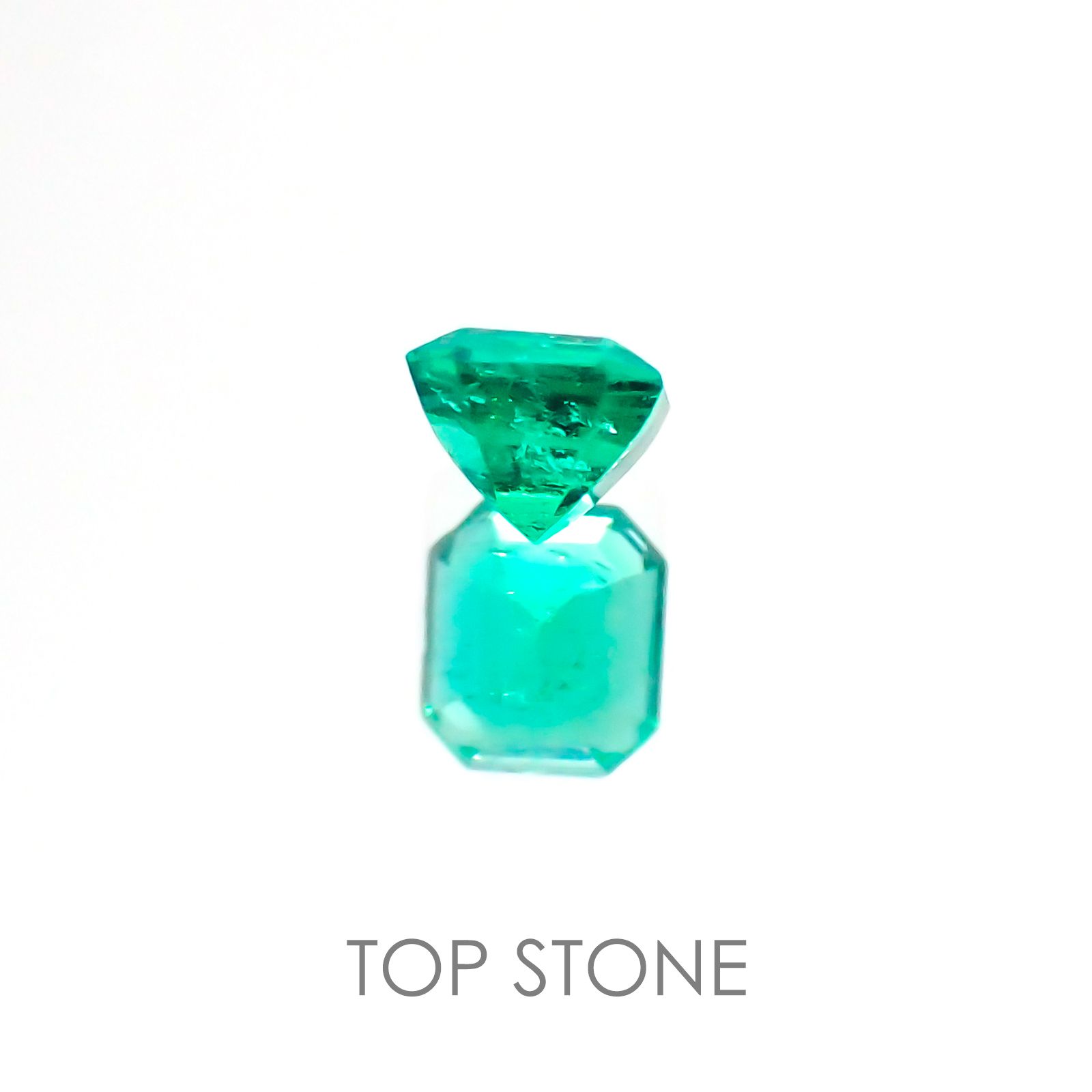 エメラルド コロンビア産 ルース 0.15ct[20118362]3.3×3mm前後