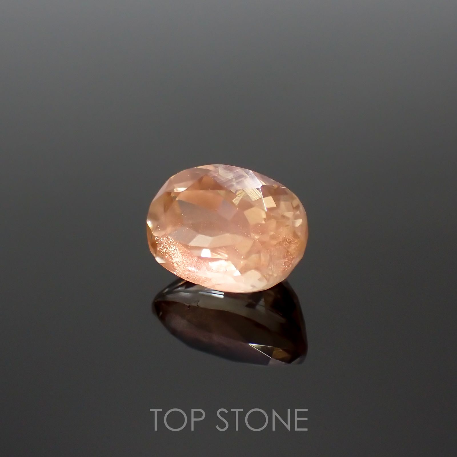 オレゴンサンストーン(宝石名ラブラドライト)アメリカ・オレゴン州産 1.54ct 識別済[220114657]8.3x5.9mm前後