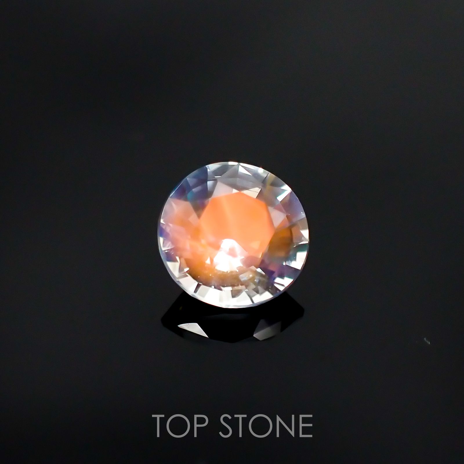 レインボームーンストーン(アンデシンラブラドライト) マダガスカル産 ルース 0.96ct[210611258]6.7×6.6mm前後