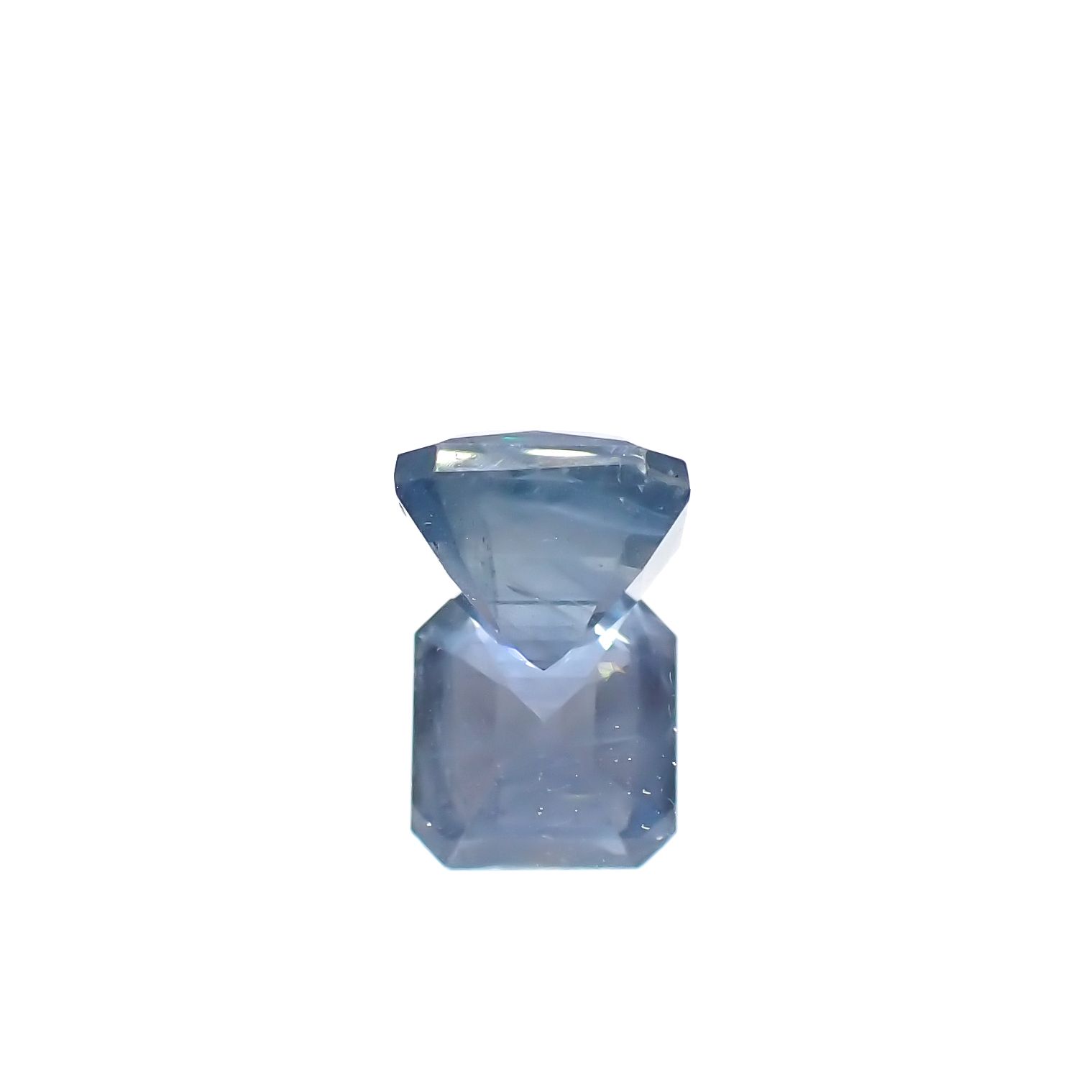アパタイト フルオレッセンス ジンバブエ産 2.46ct[240527577]7.3x7.2mm前後