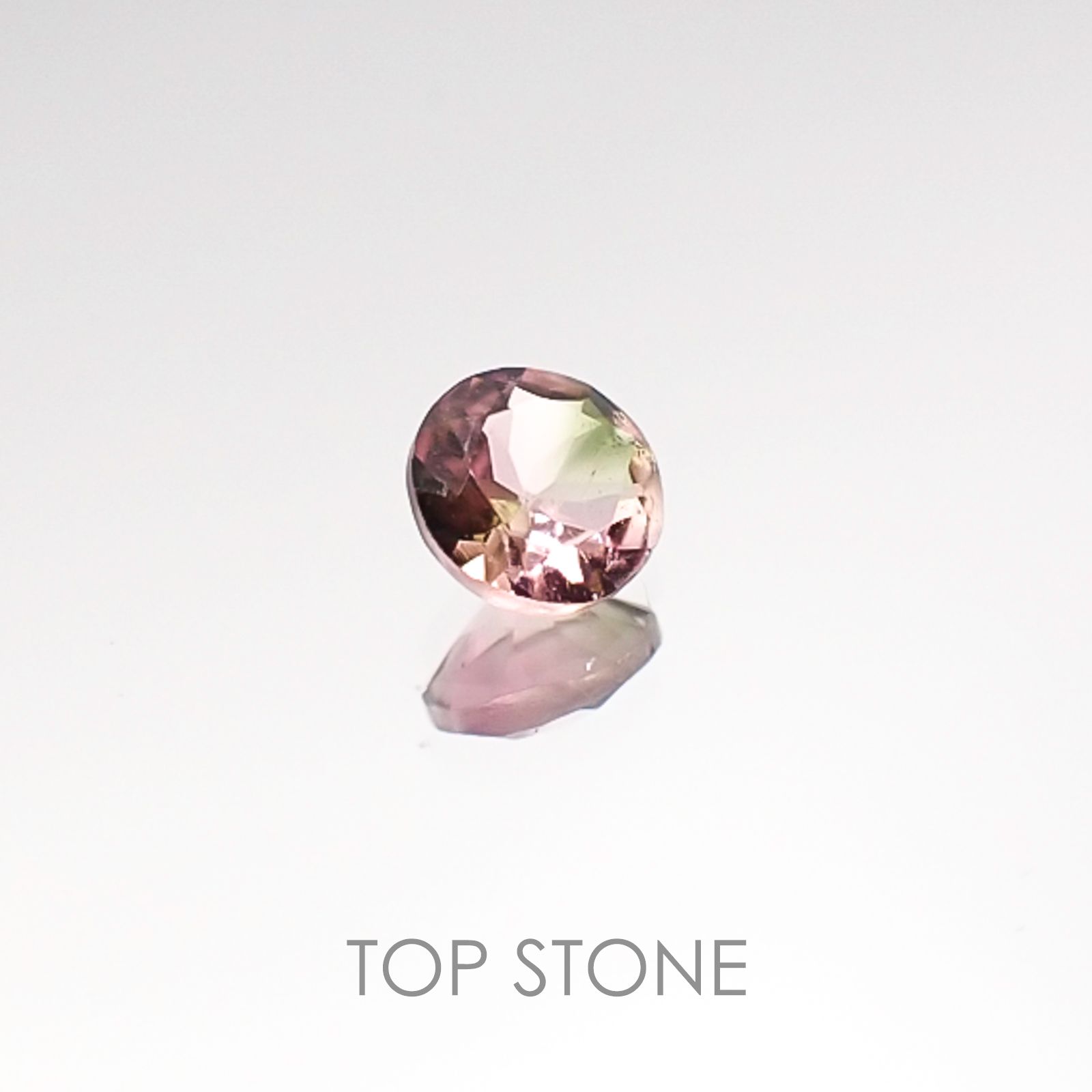 バイカラートルマリン ブラジル産 ルース 0.25ct[20106472]4.1×4.1mm前後