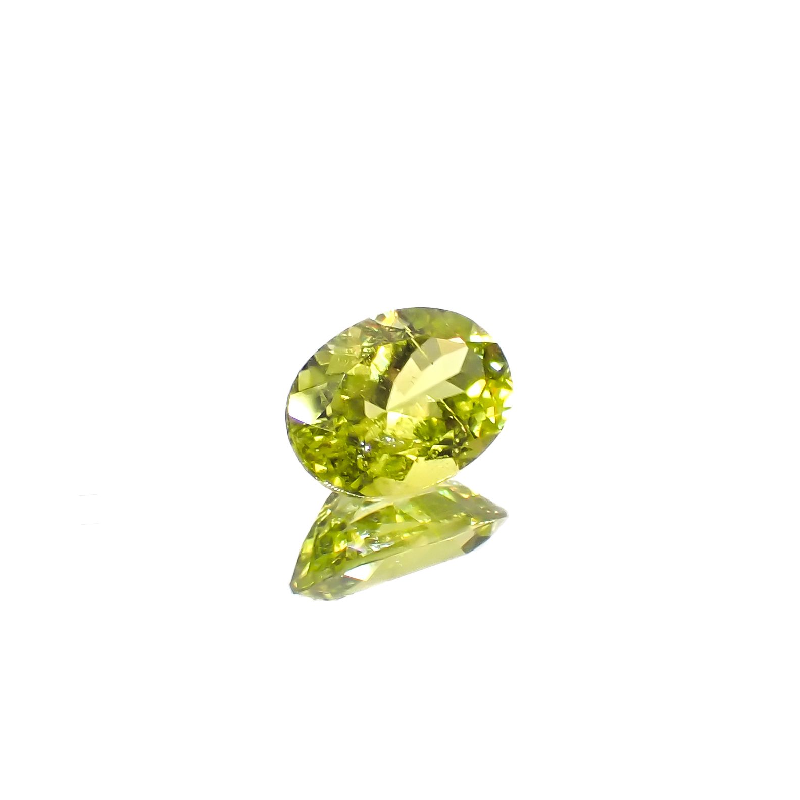 カナリートルマリン ザンビア・カナリー鉱山産 0.86ct[240527560]7.2x5.1mm前後