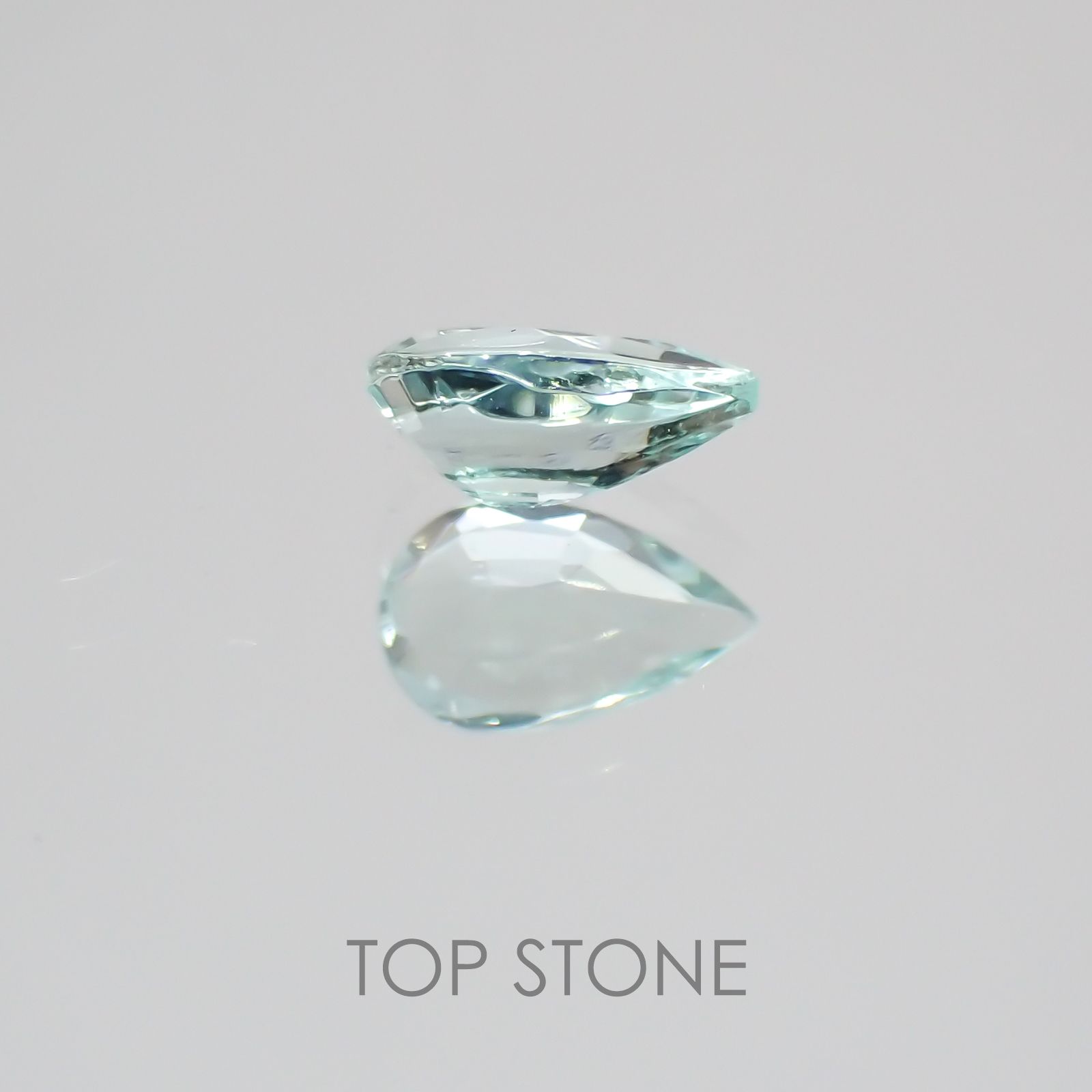 ミントベリル(宝石名グリーン・ベリル) ブラジル産 0.15ct 識別済[21019701]4.8×3.1mm前後