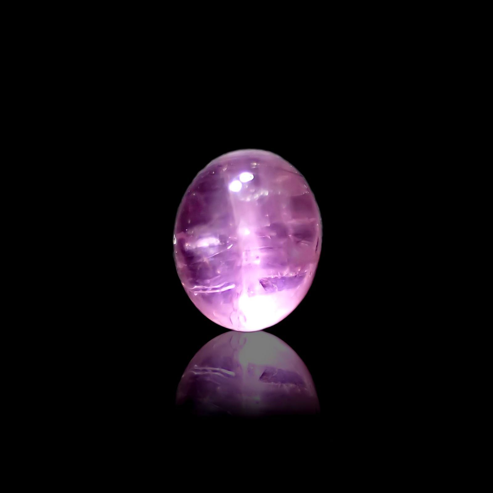 ペツォッタイトキャッツアイ(ラズベリル)(宝石名ペツォッタイト・キャッツアイ) マダガスカル産 0.481ct ソ付(彩珠)[210811977]5×4mm前後